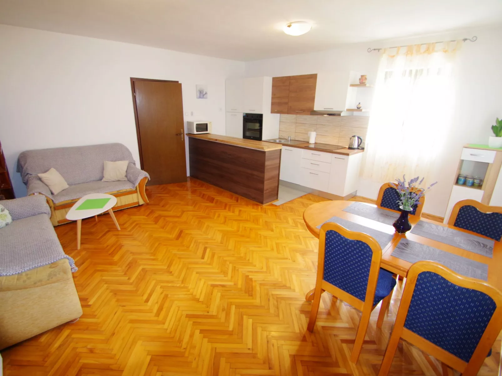 Wohnung Andy in Strandnähe, Valbandon-Drinnen