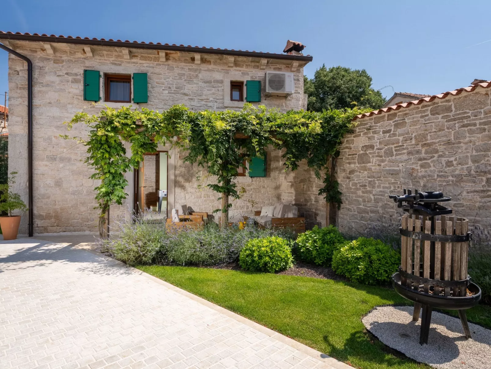 Villa Caterina-Draußen