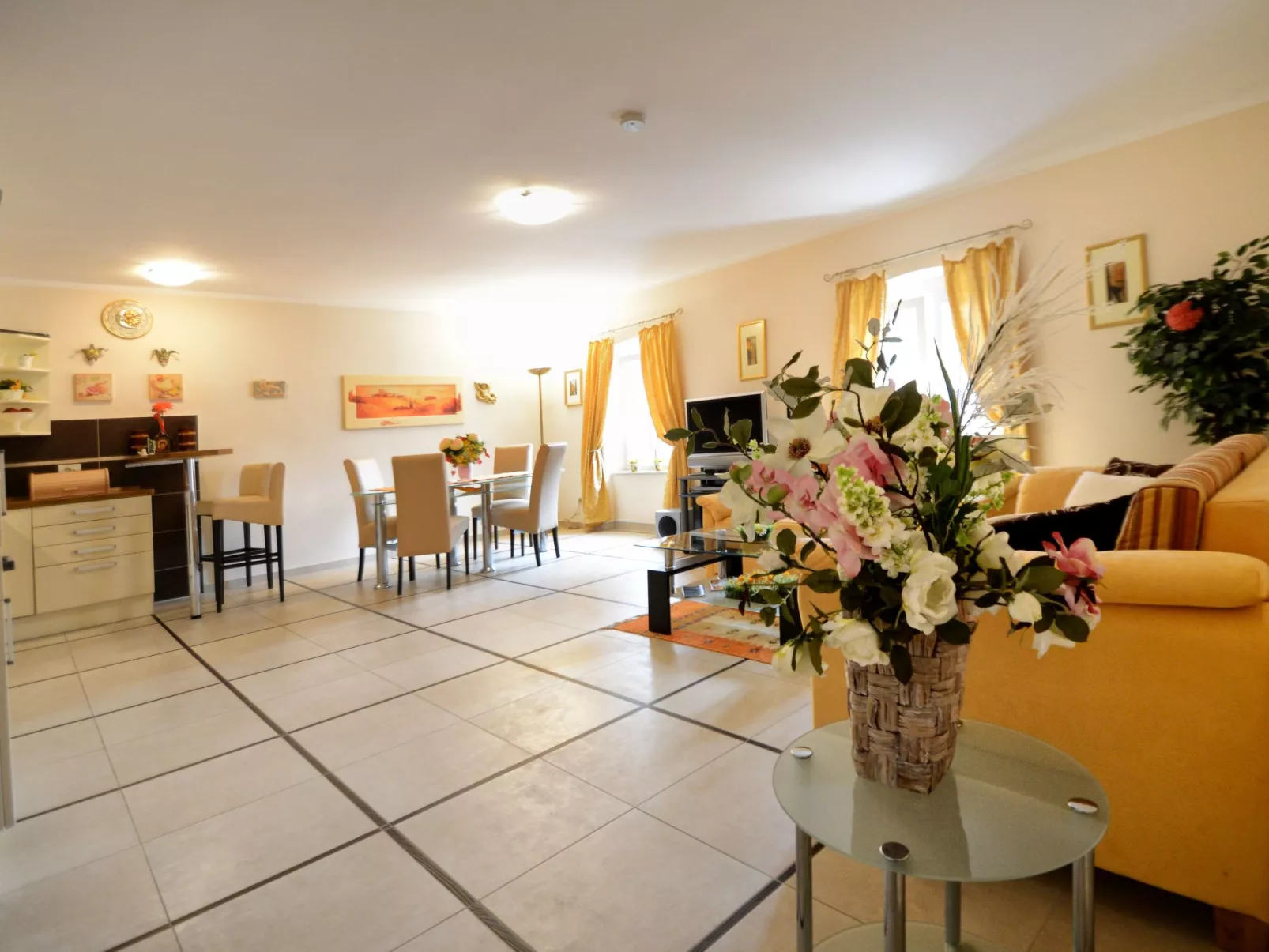 Villa "Bella"-Drinnen