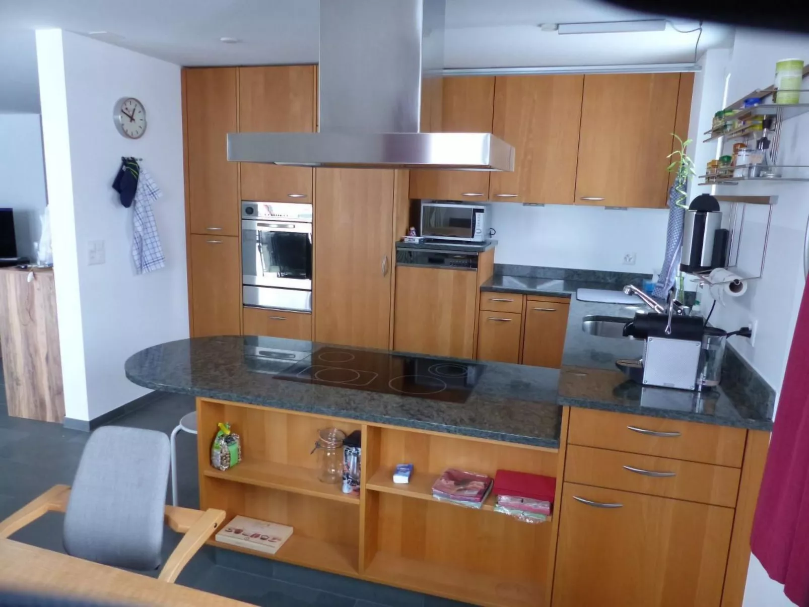 Moderne FeWo-Drinnen