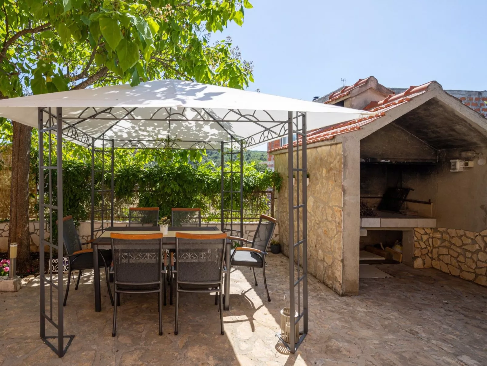 Villa Salvia Mare in Šibenik-Image-tags.info