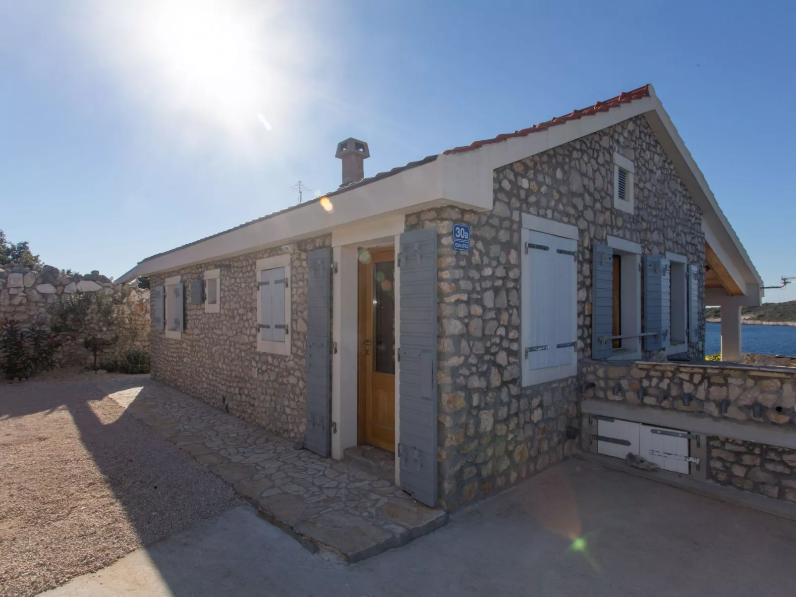 In Sevid mit Gemeinsamer Terrasse und Meerblick-Outside