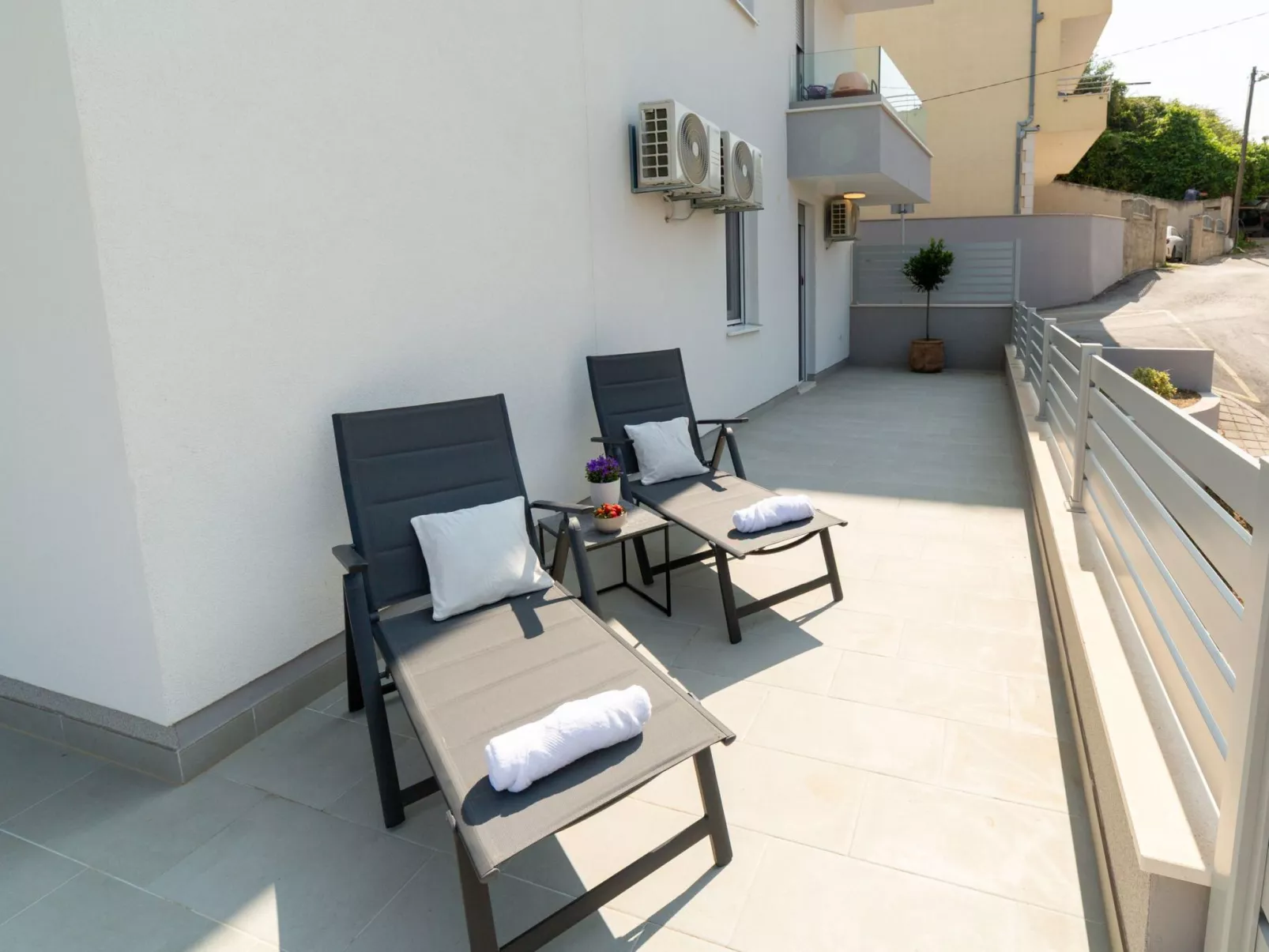 Luxus-Wohnung Riela-Draußen