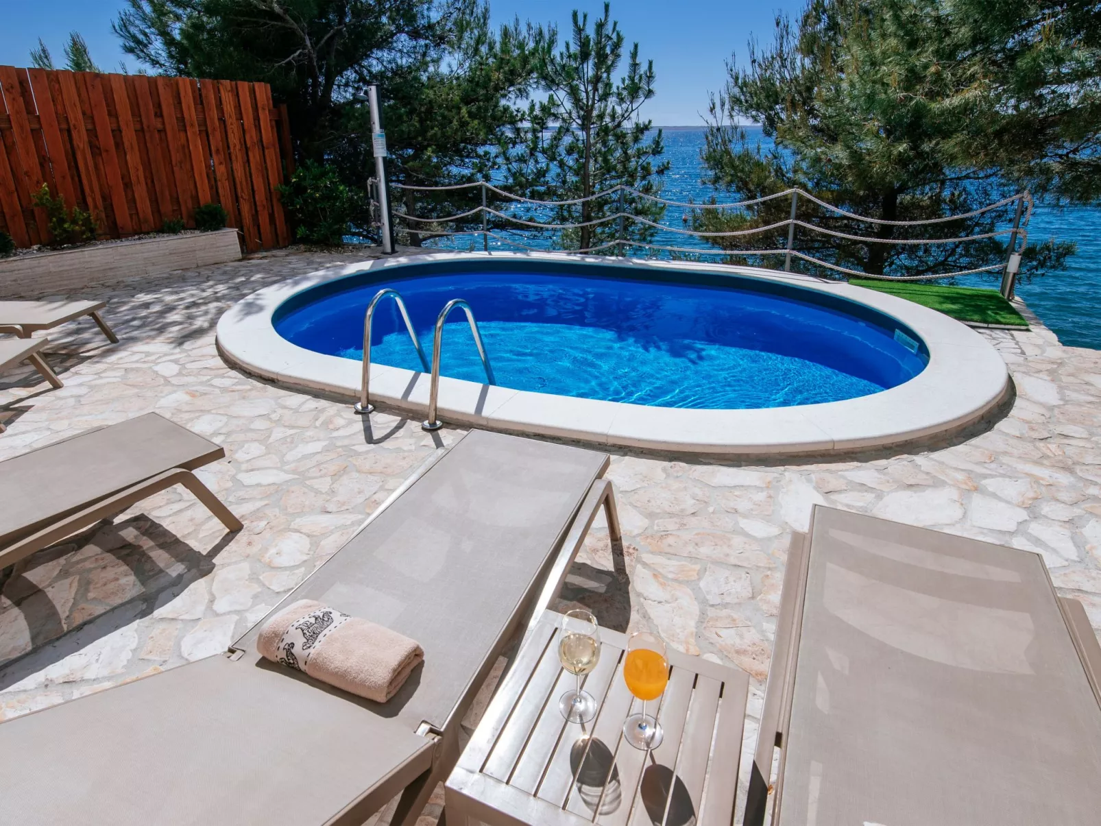 Villa Kalipso-Outside