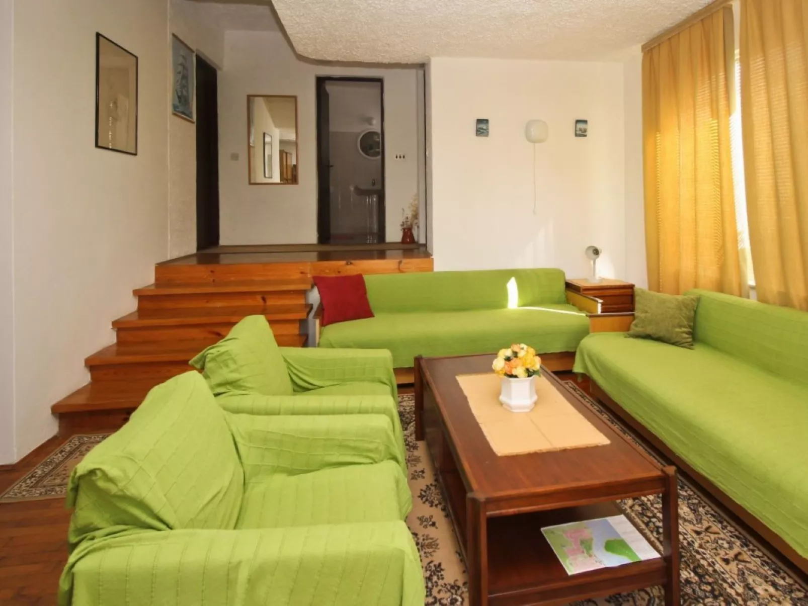 "Apartman Nada" mit Terrasse-Dedans