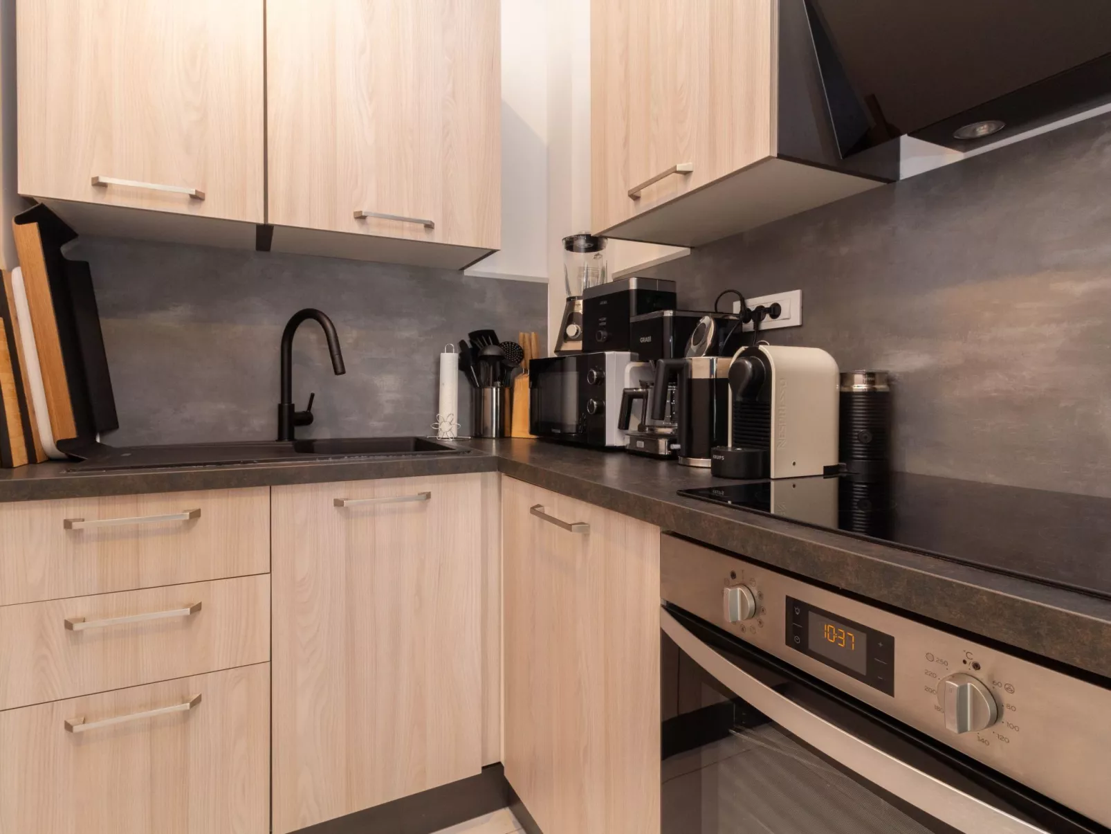 Wohnung mit Pool in Strandnähe -TA Leut Agency-Dedans