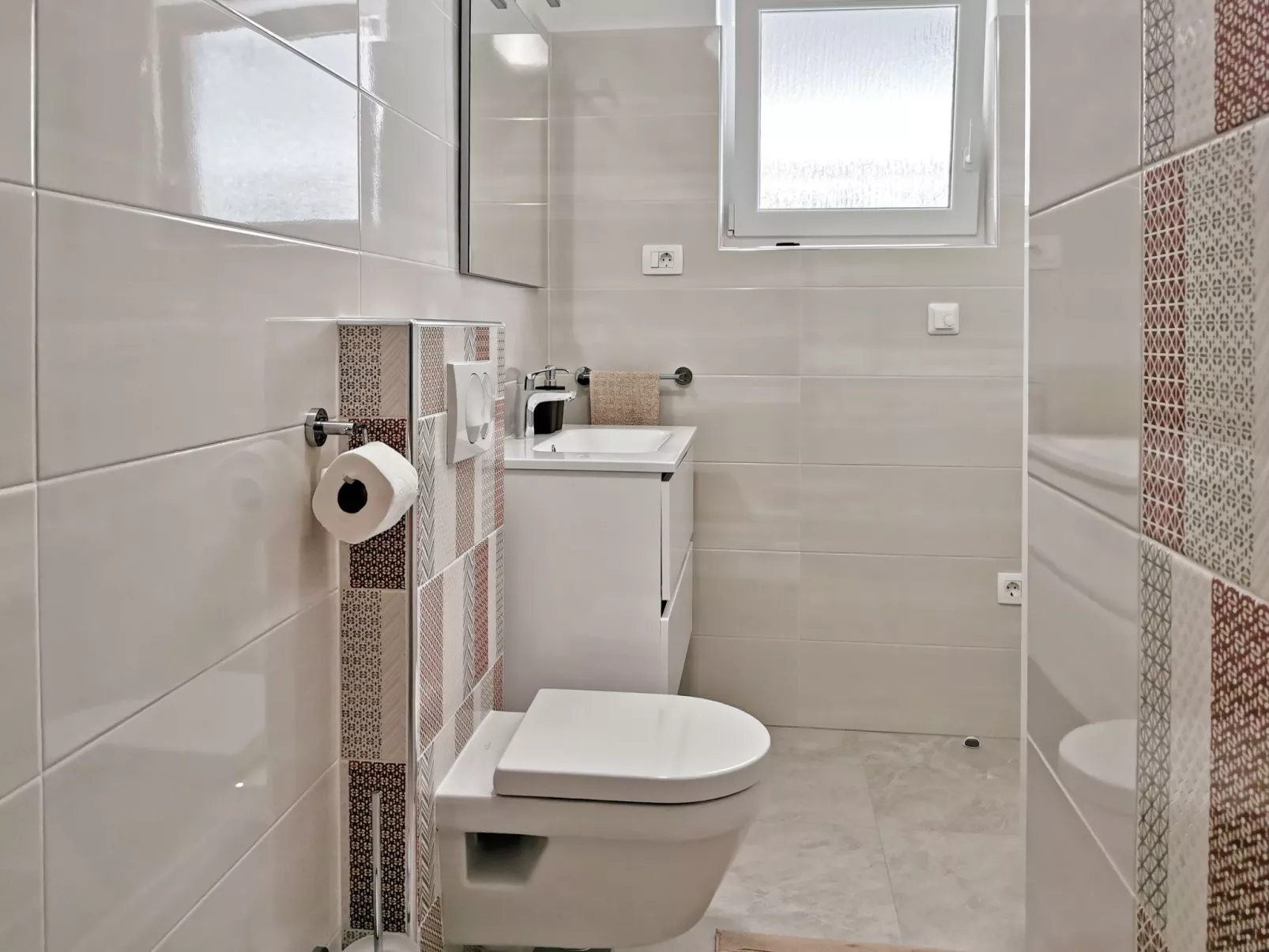 Studio Apartment More-Image-tags.info