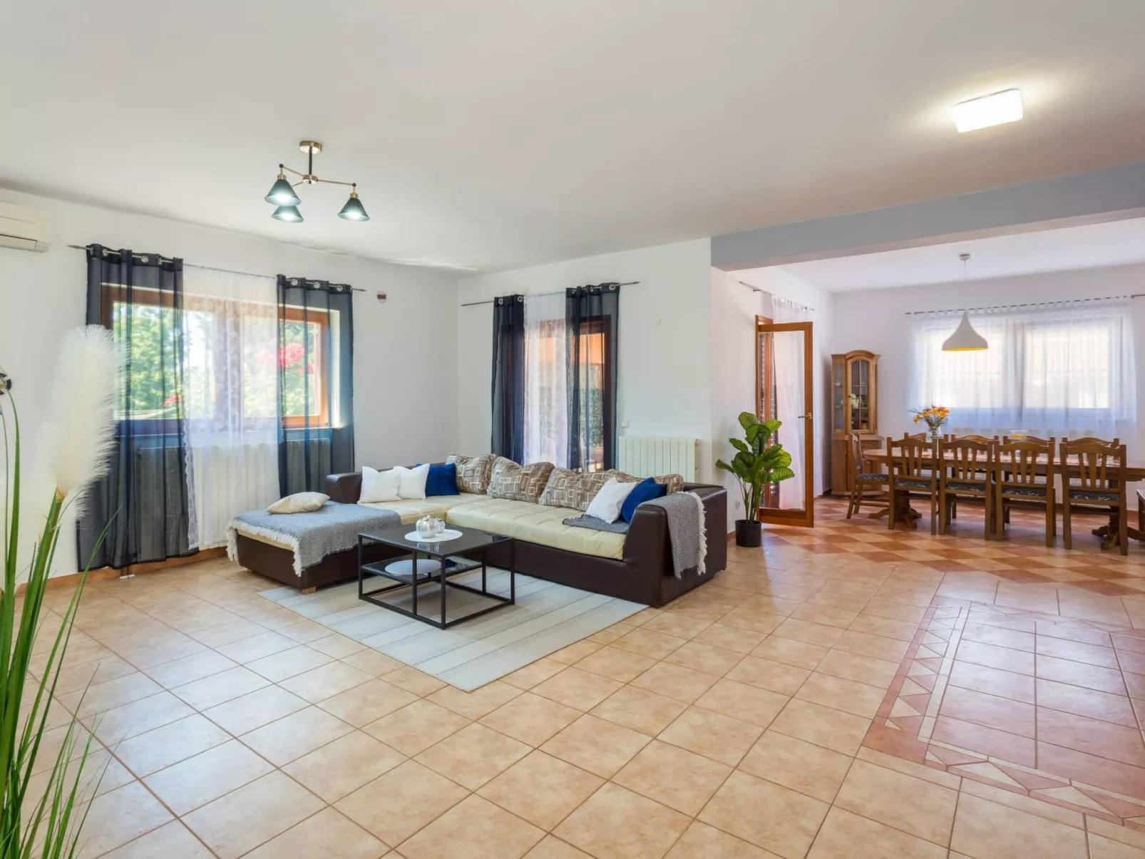 Ferienvilla "Ena"-Drinnen