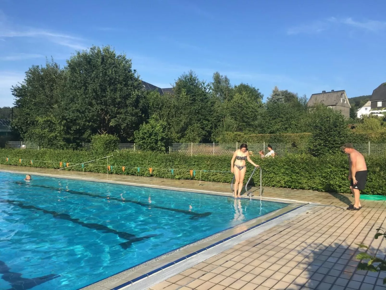 Berg- und Seeblick am Hillebachsee-Draußen