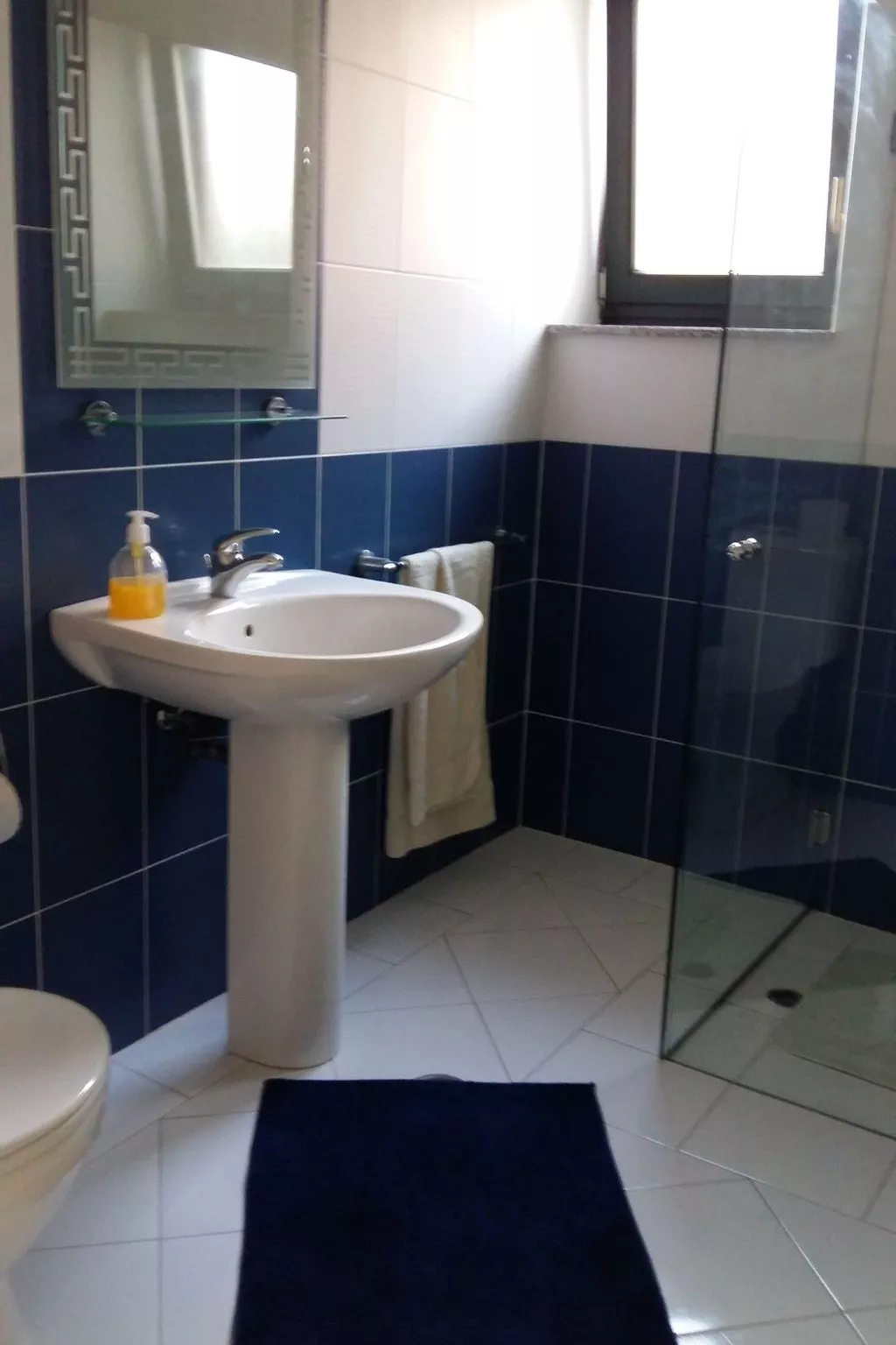 Geräumiges Ferienwohnung im Erdgeschoss mit zwei Schlafzimmern für sechs Person-Drinnen