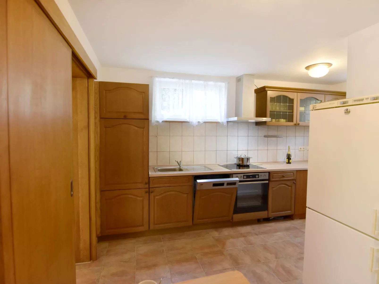 Geräumige Kellerwohnung in der Nähe von Umag-Inside