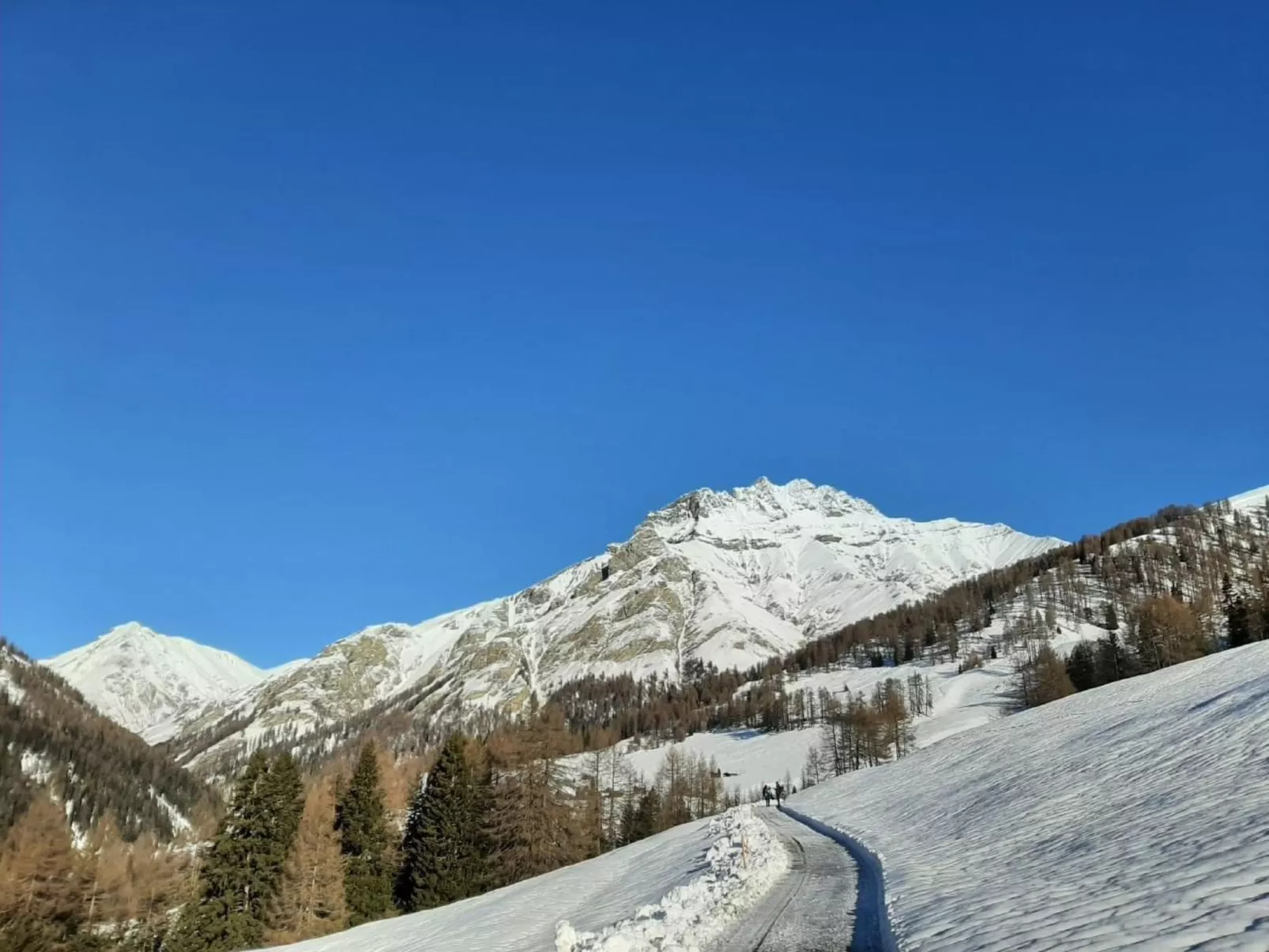 Pensiun Tung-Outside