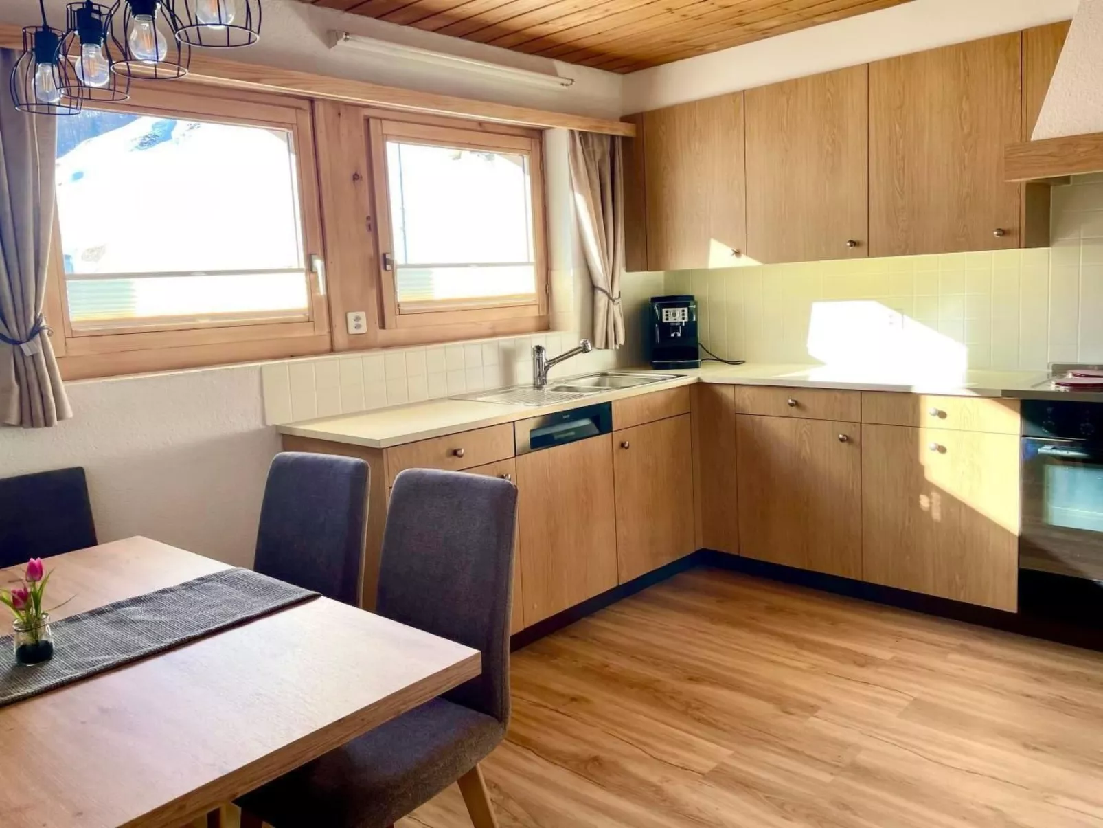 Kleinstein-Maass-Inside