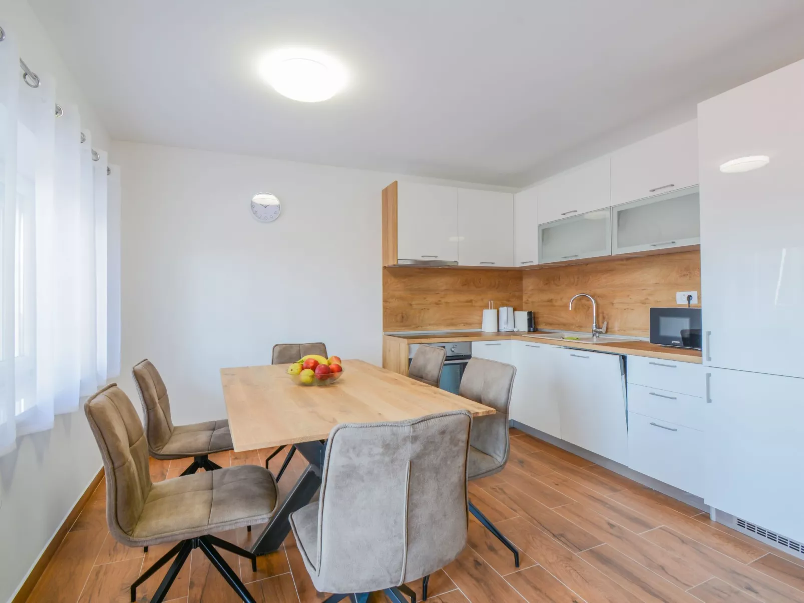 Villa mit beheiztem Pool mit Meerblick - TA Leut Agency-Inside