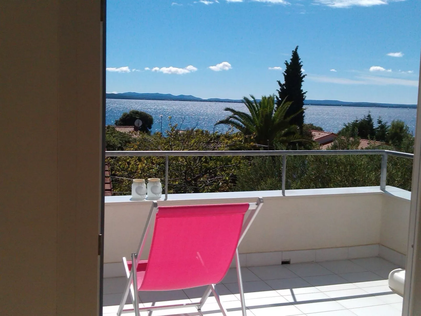 Traumhafte Villa Punta Skala mit 2 Terrassen-Outside