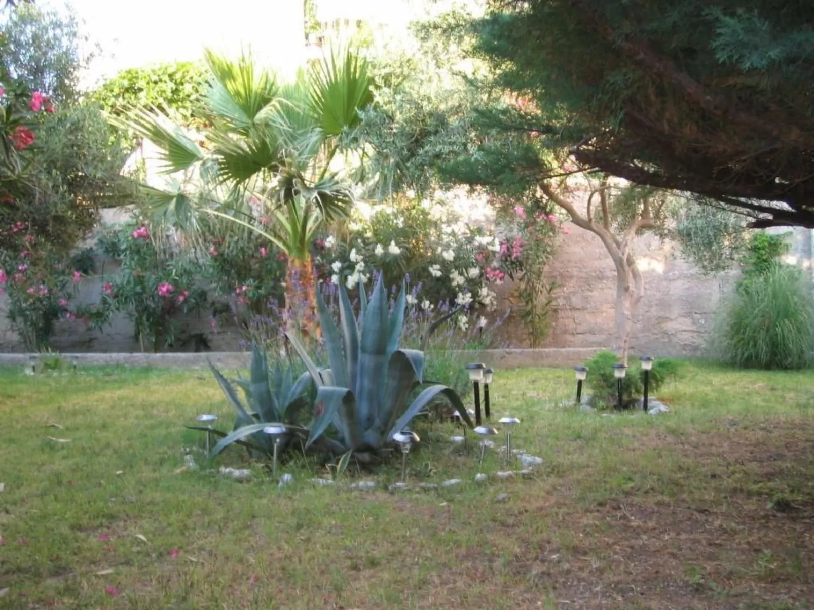 Große Ferienwohnung in Pag mit Privater Terrasse-Draußen