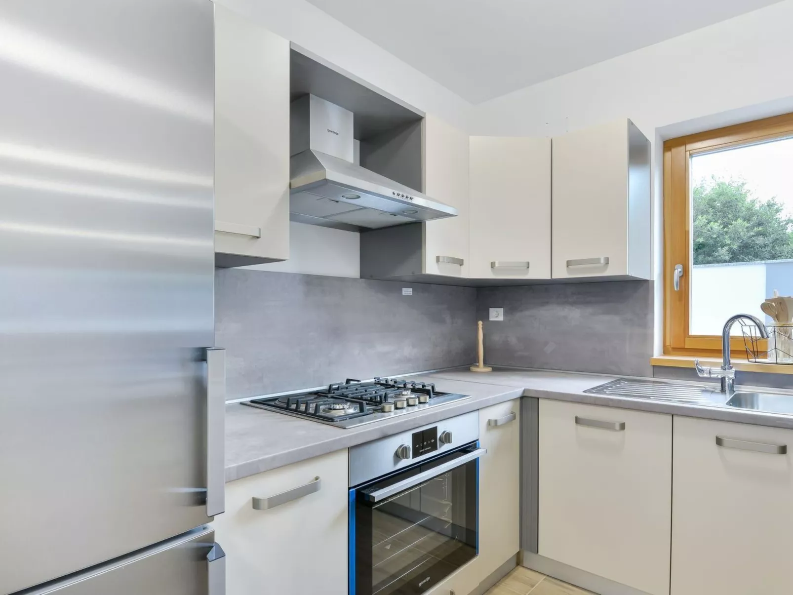 Villa mit Dachterrasse und Pool - Agentur TA Leut-Drinnen