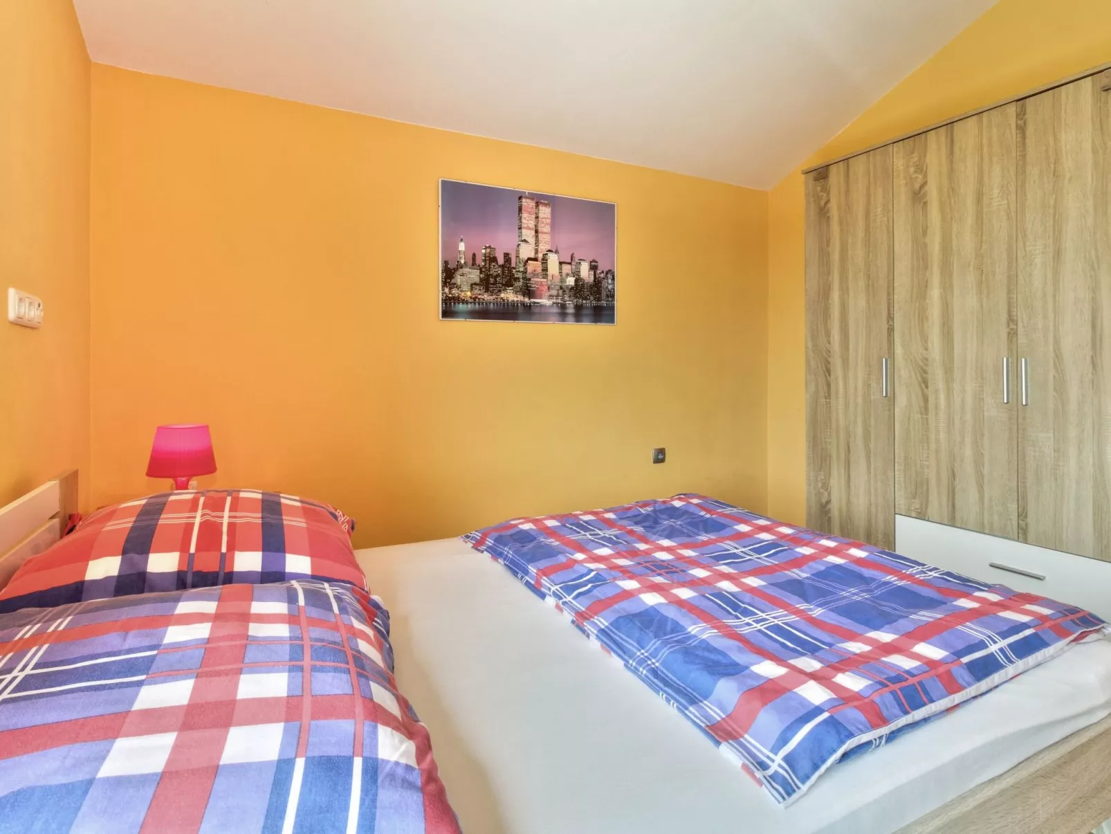 Martinovic-Image-tags.info