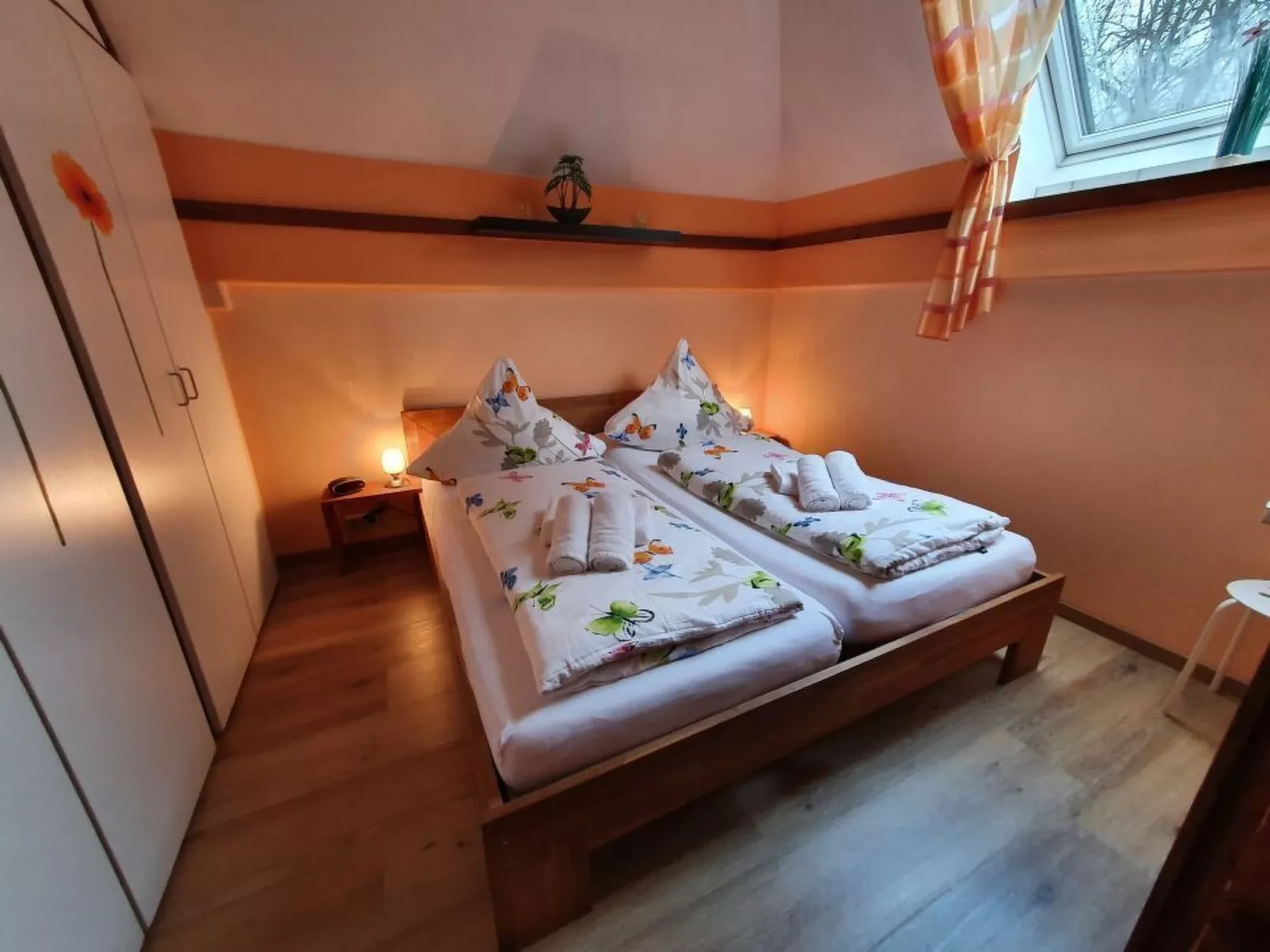 Sonja-Image-tags.info