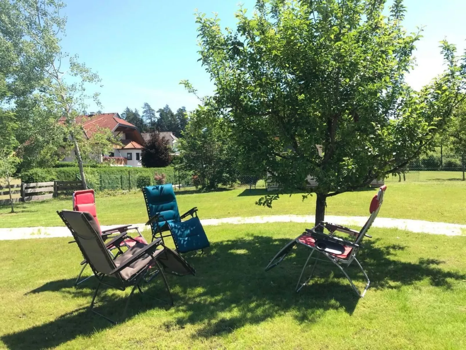 Sonneninsel in Velden am Wörthersee-Draußen