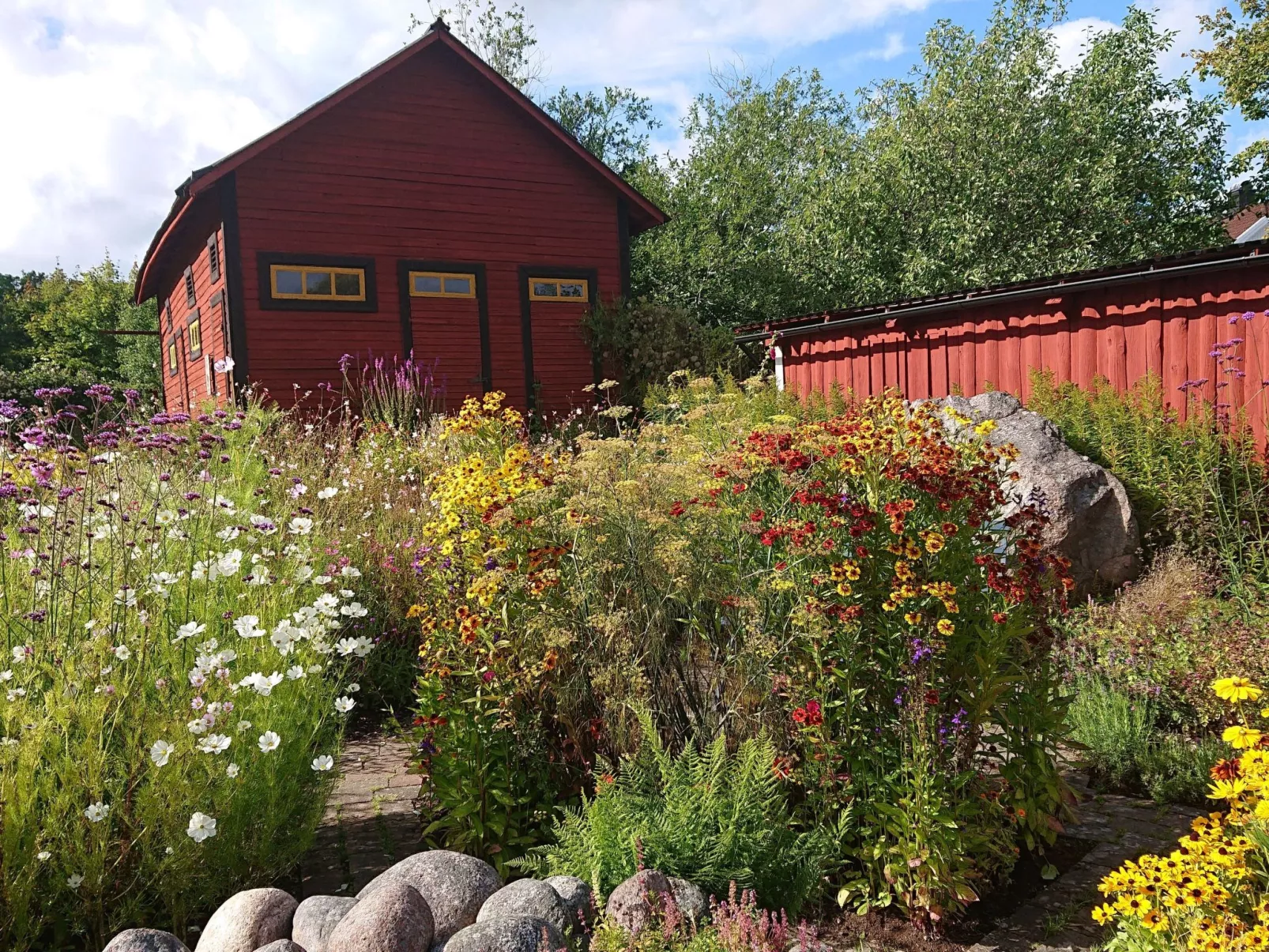 Familienfreundliches Ferienhaus mit großem Garten-Dehors