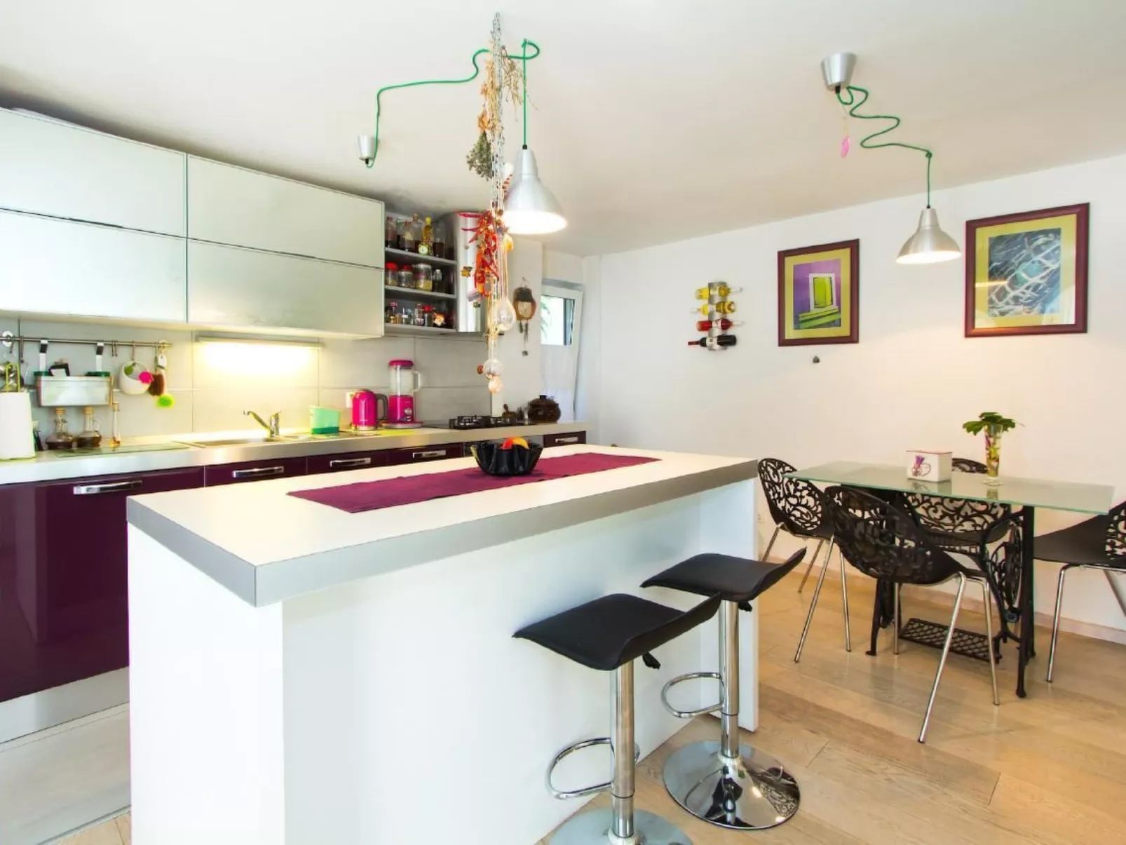 Wohnung in Rijeka mit Terrasse und Grill-Drinnen