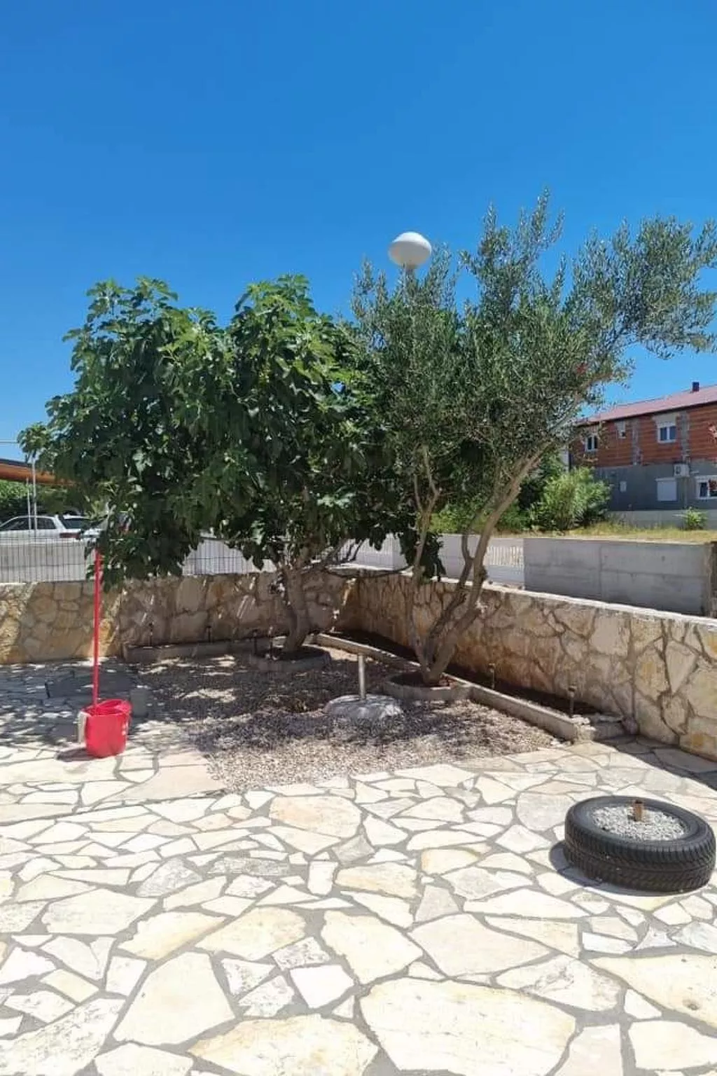 Charmante, sonnige Ferienwohnung-Outside