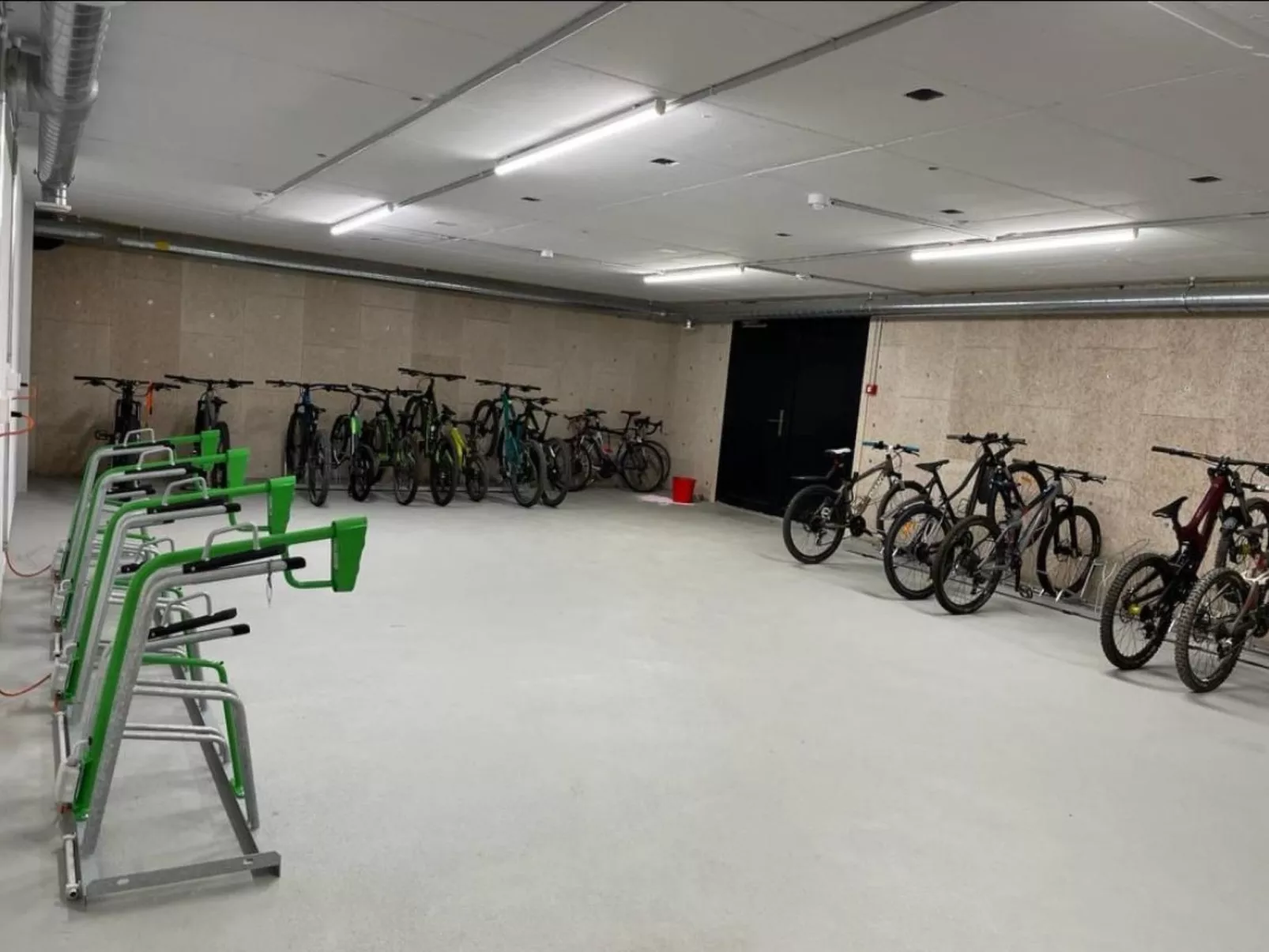 Flims Stenna SELVA direkt bei Bergbahnen Skipiste-Draußen