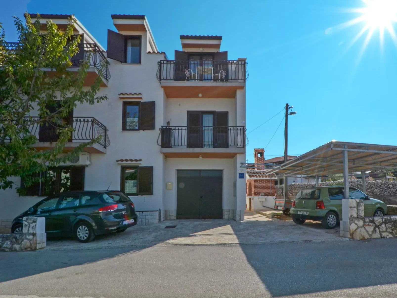 Mirjana mit Parkplatz