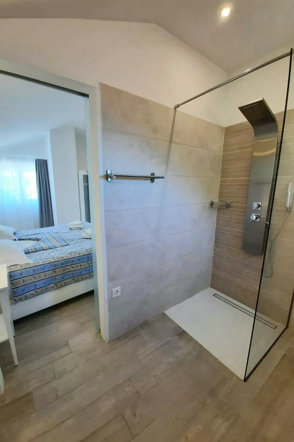 2 Schlafzimmer Villa Blue Dream mit Infinity-Pool-Inside