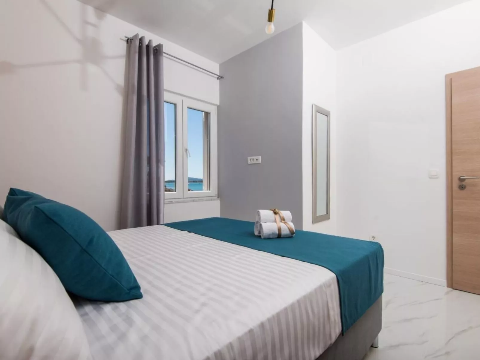 In Turanj mit Grill-Drinnen