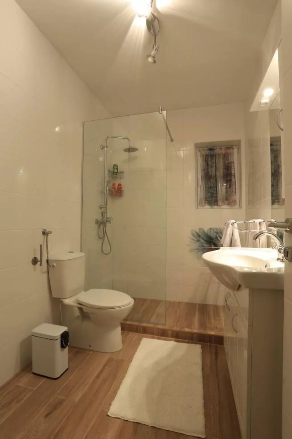 "Villa Franov" mit privatem Pool-Drinnen