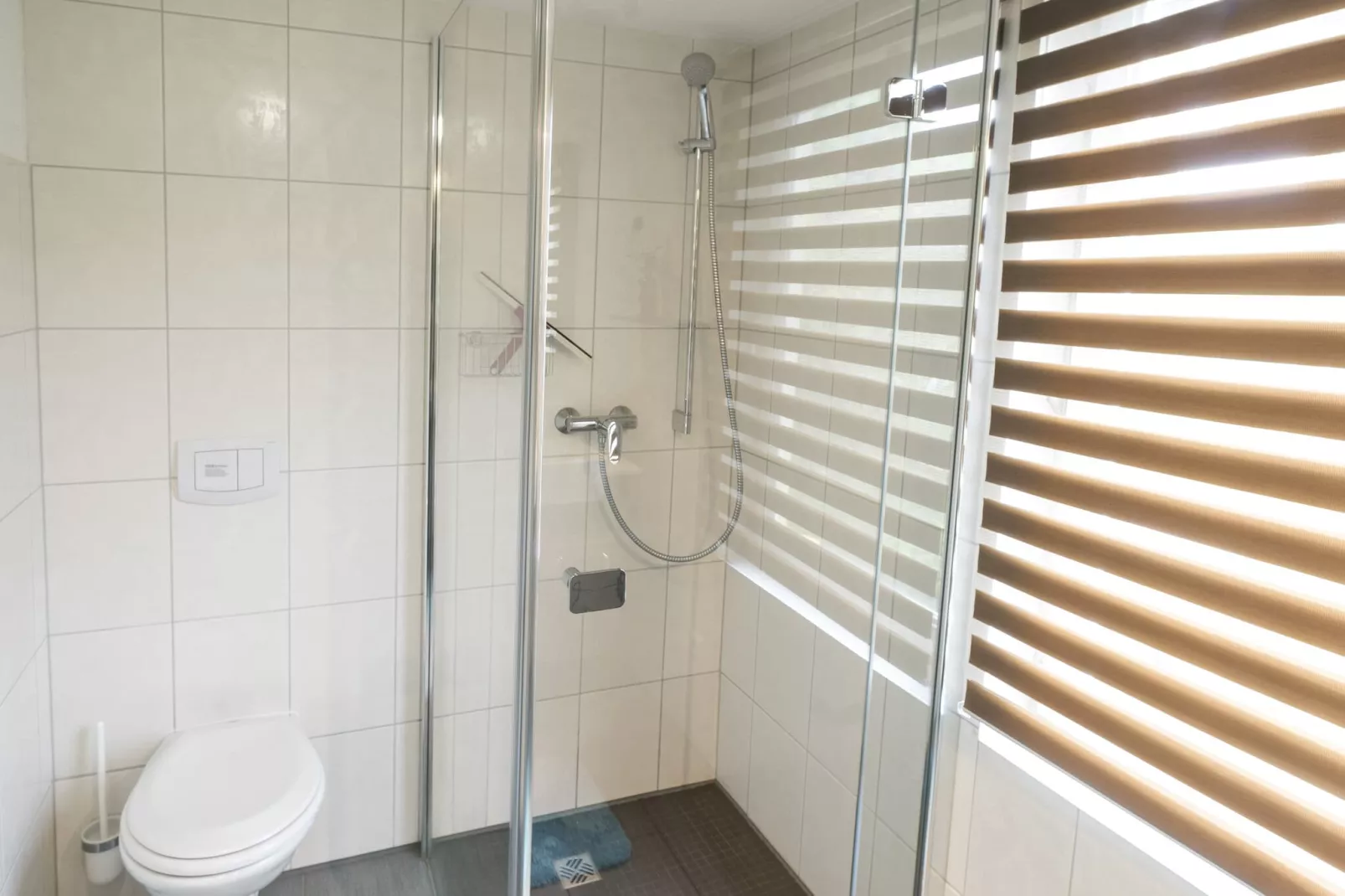 Ferienhaus Eldeblick 6 Personen direkt am Eldeufer in Parchimn-Bathroom
