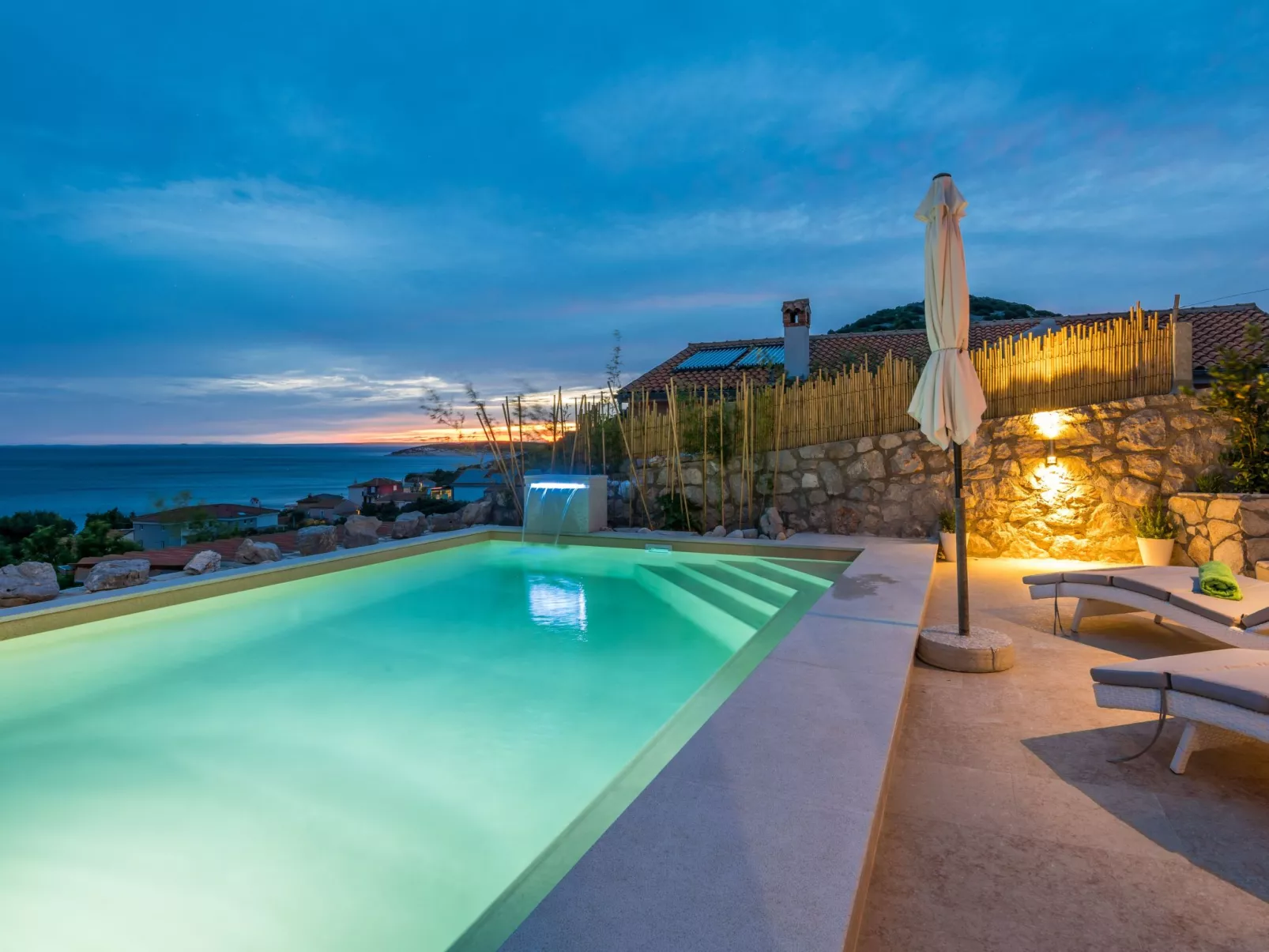 Exklusive und stilvolle Meerblick-Inselvilla-Image-tags.info