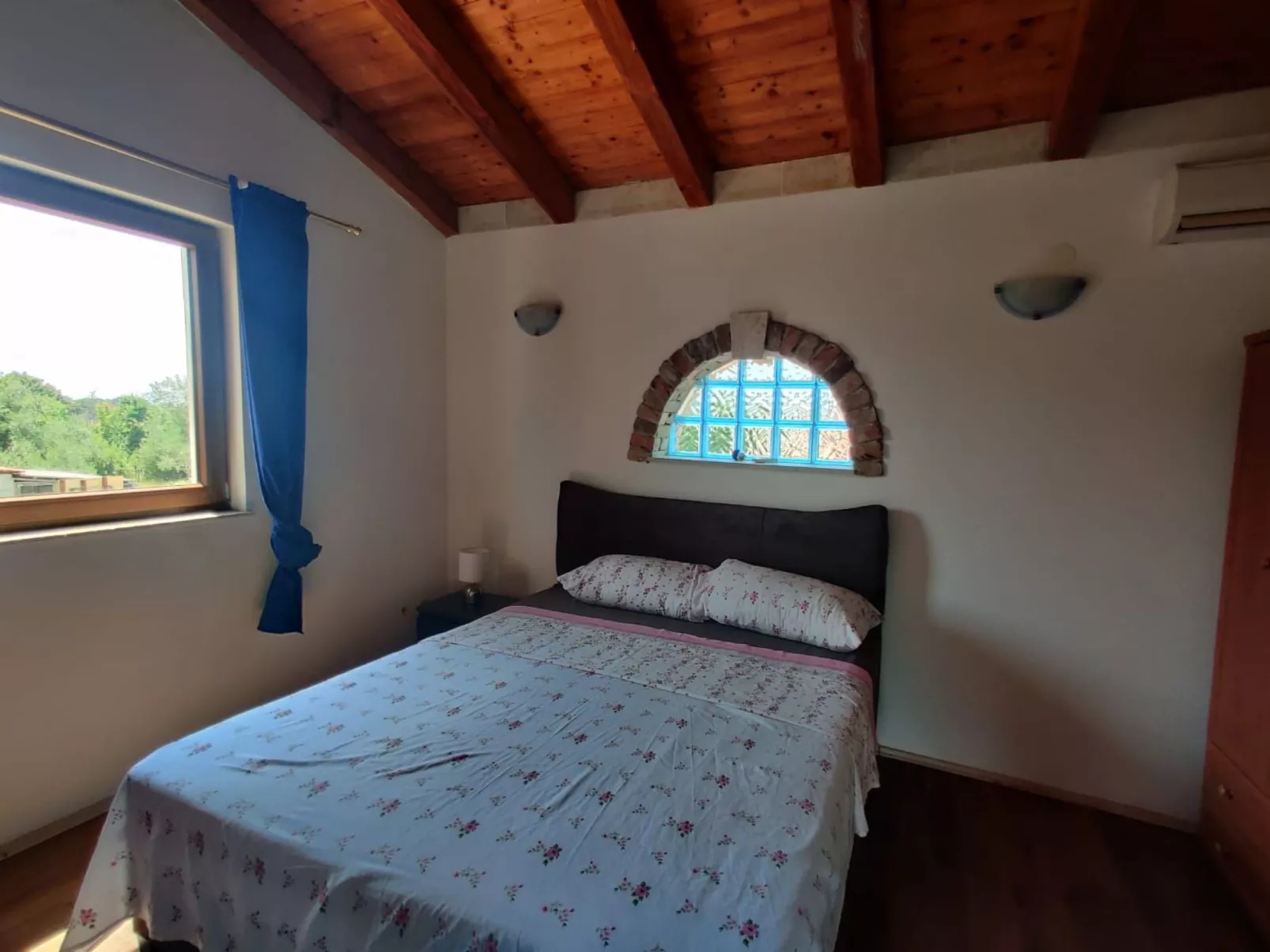 Haus mit Pool-Inside