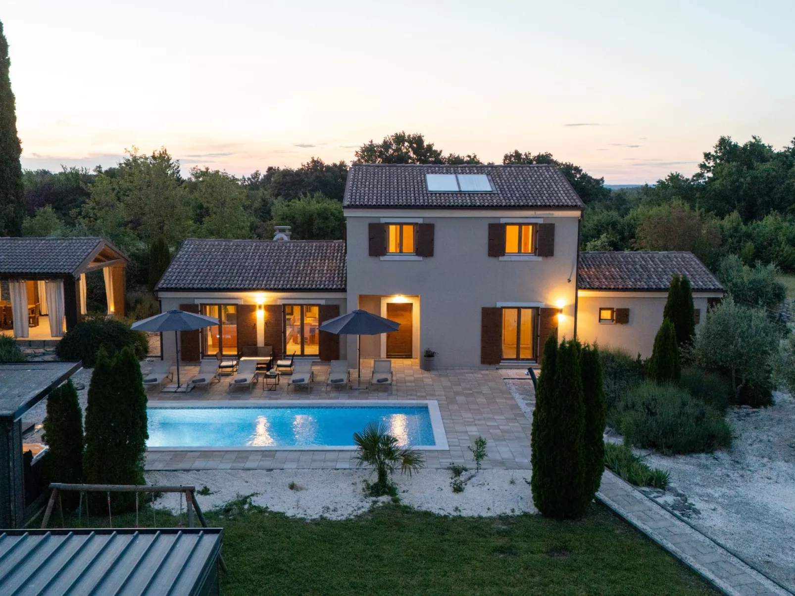 Villa Bonassini-Outside