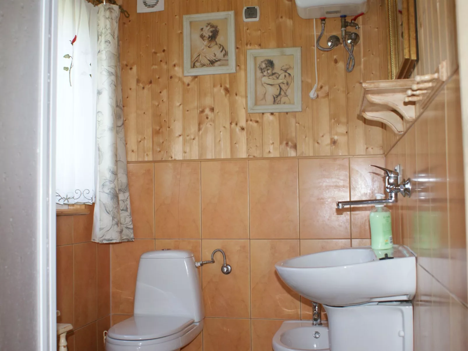 Ruhe am Meer - Ferienhäuser in den Gärten von Magra-Drinnen