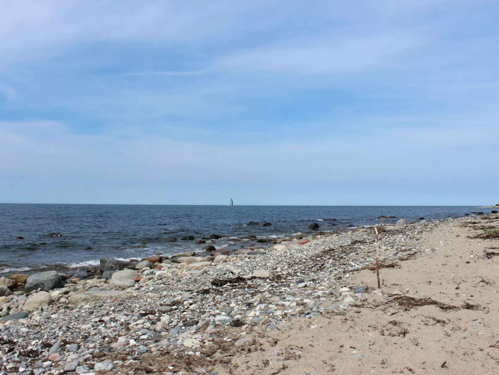 In Dranske an der Ostseeküste Rügens-Draußen