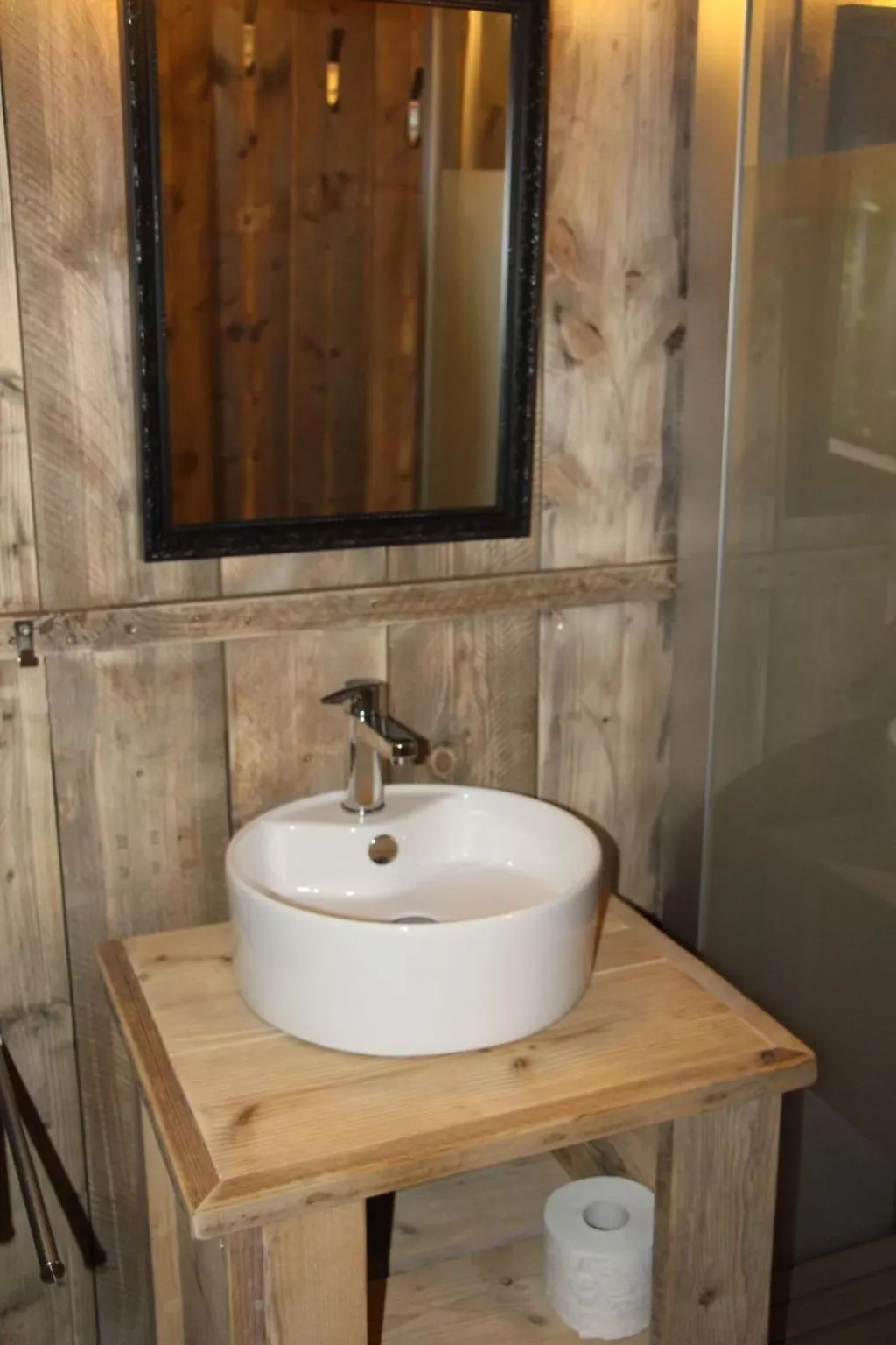 Gemütliches Safarizelt mit Grill und Garten-Image-tags.info