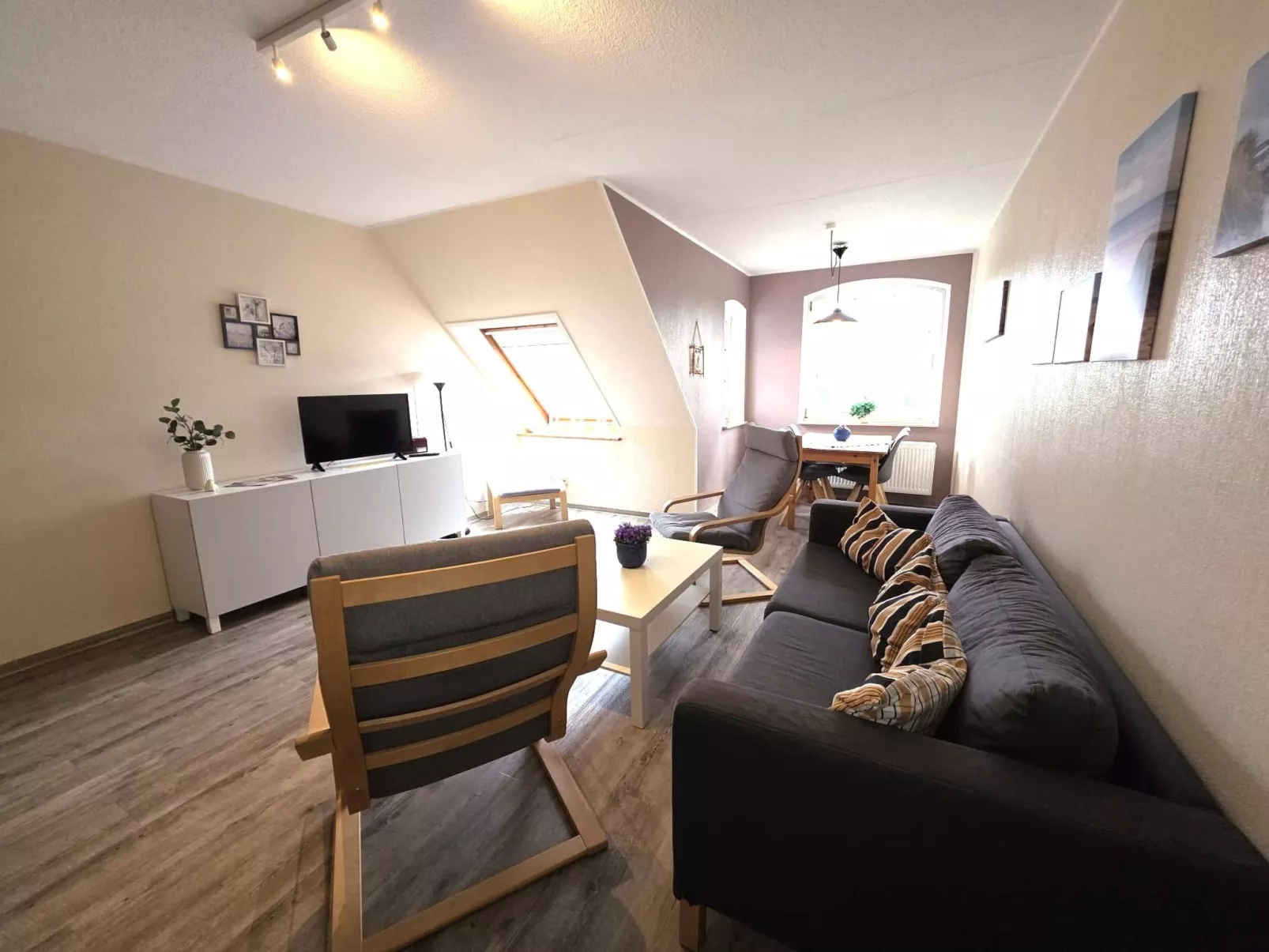 Landskron-Image-tags.info