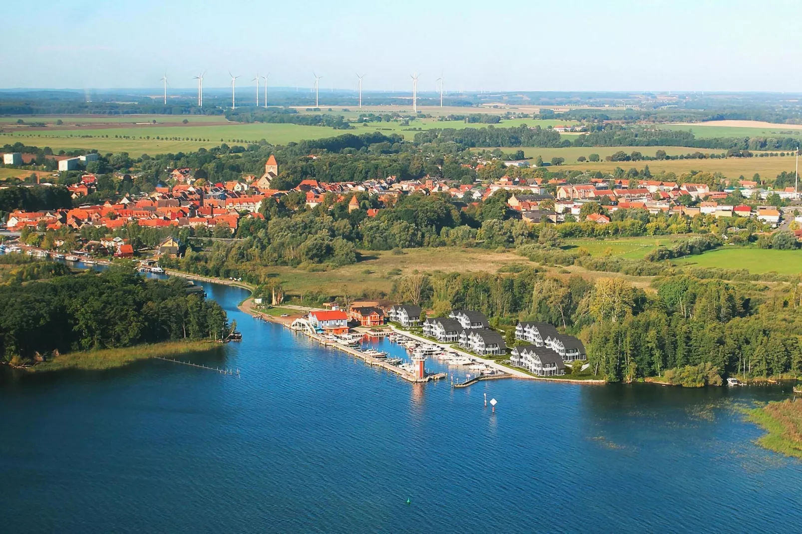 Apartment Hafenflair / Haus 1 OG-Wohnung 3 8 Pers-Areas summer 5km