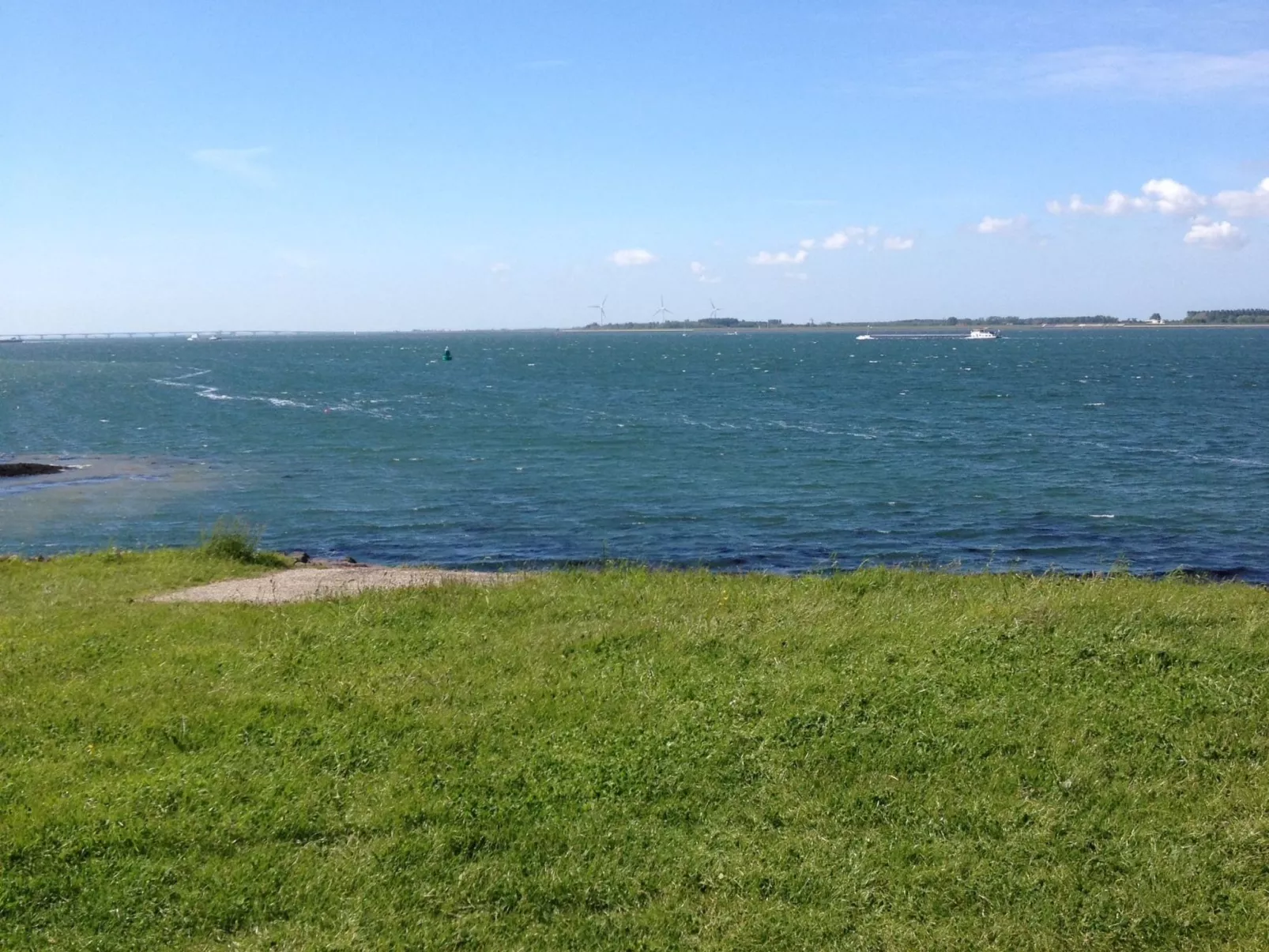 Mit Garten, Grill und Terrasse-Draußen