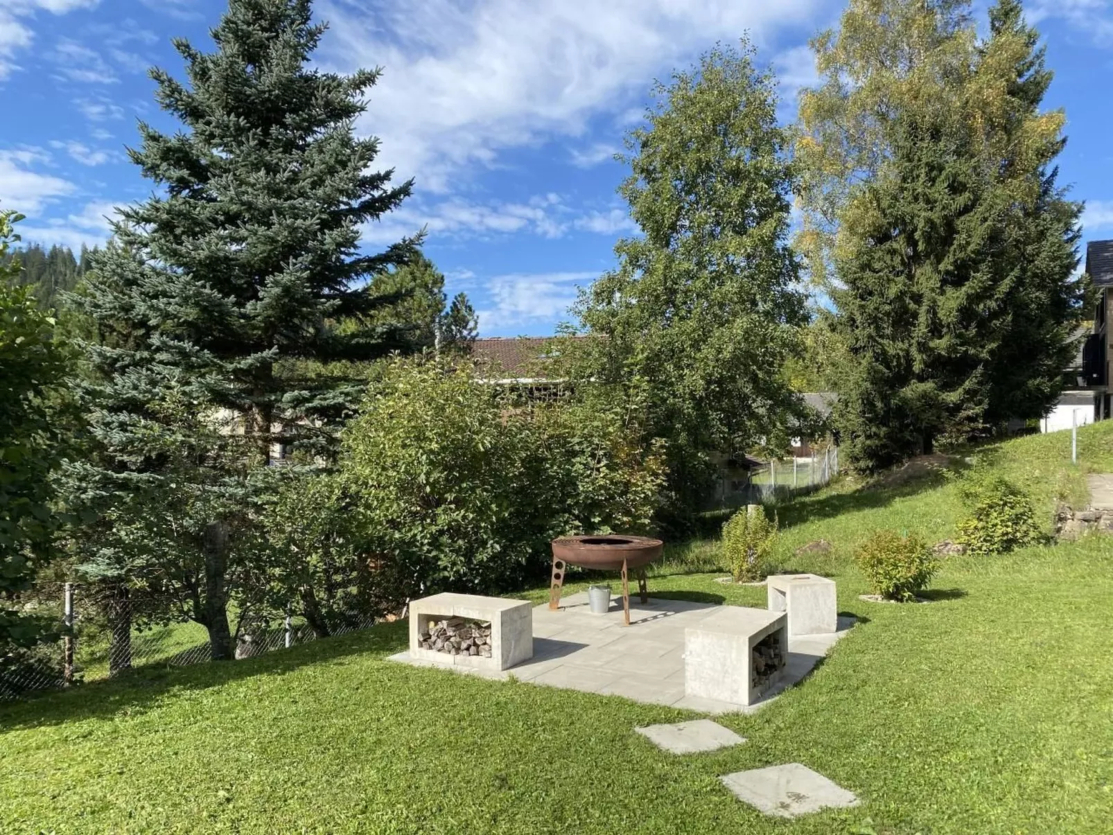 Haus Reanchme-Draußen