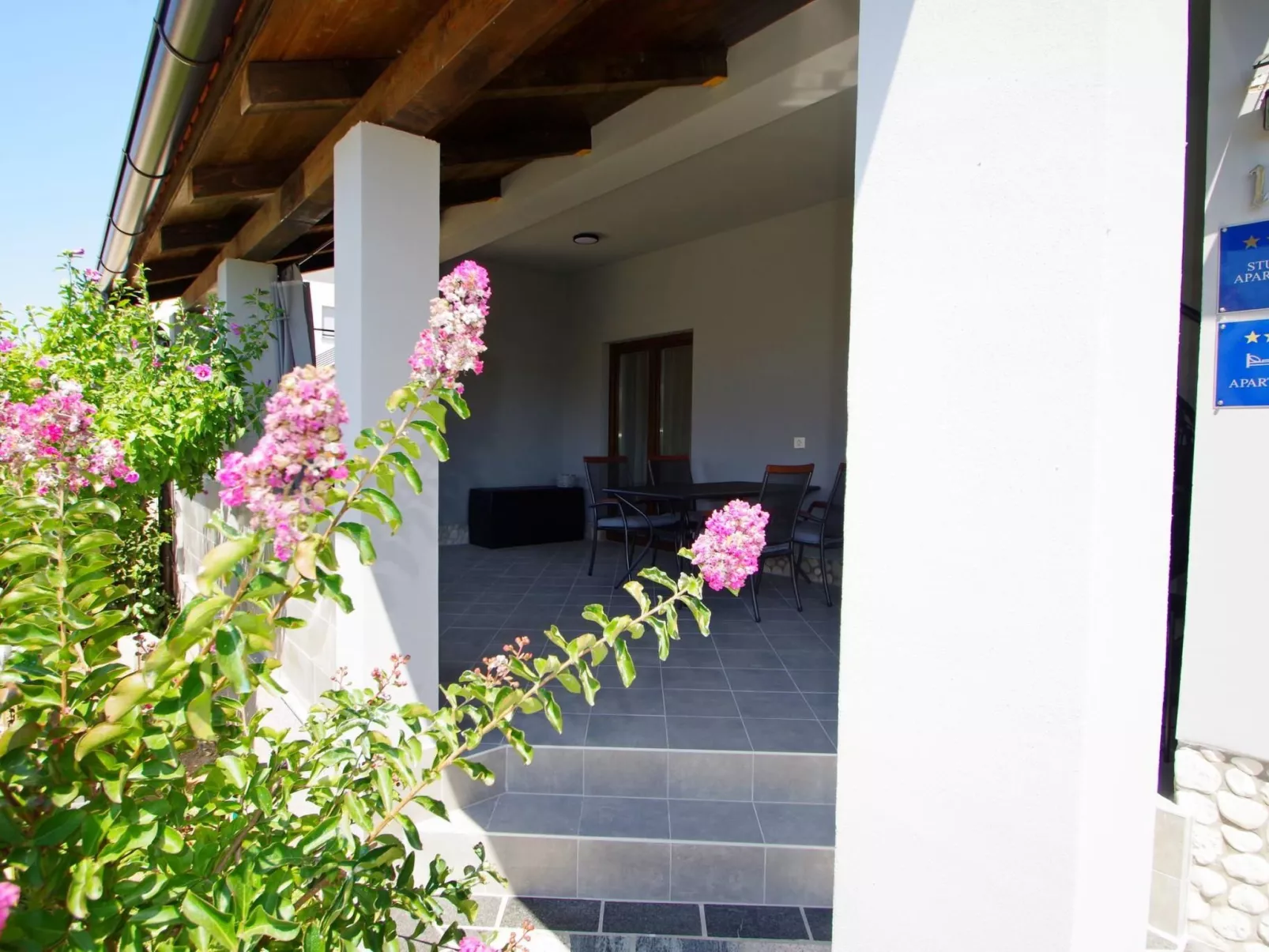 "Apartment Kate" mit Terrasse-Image-tags.info