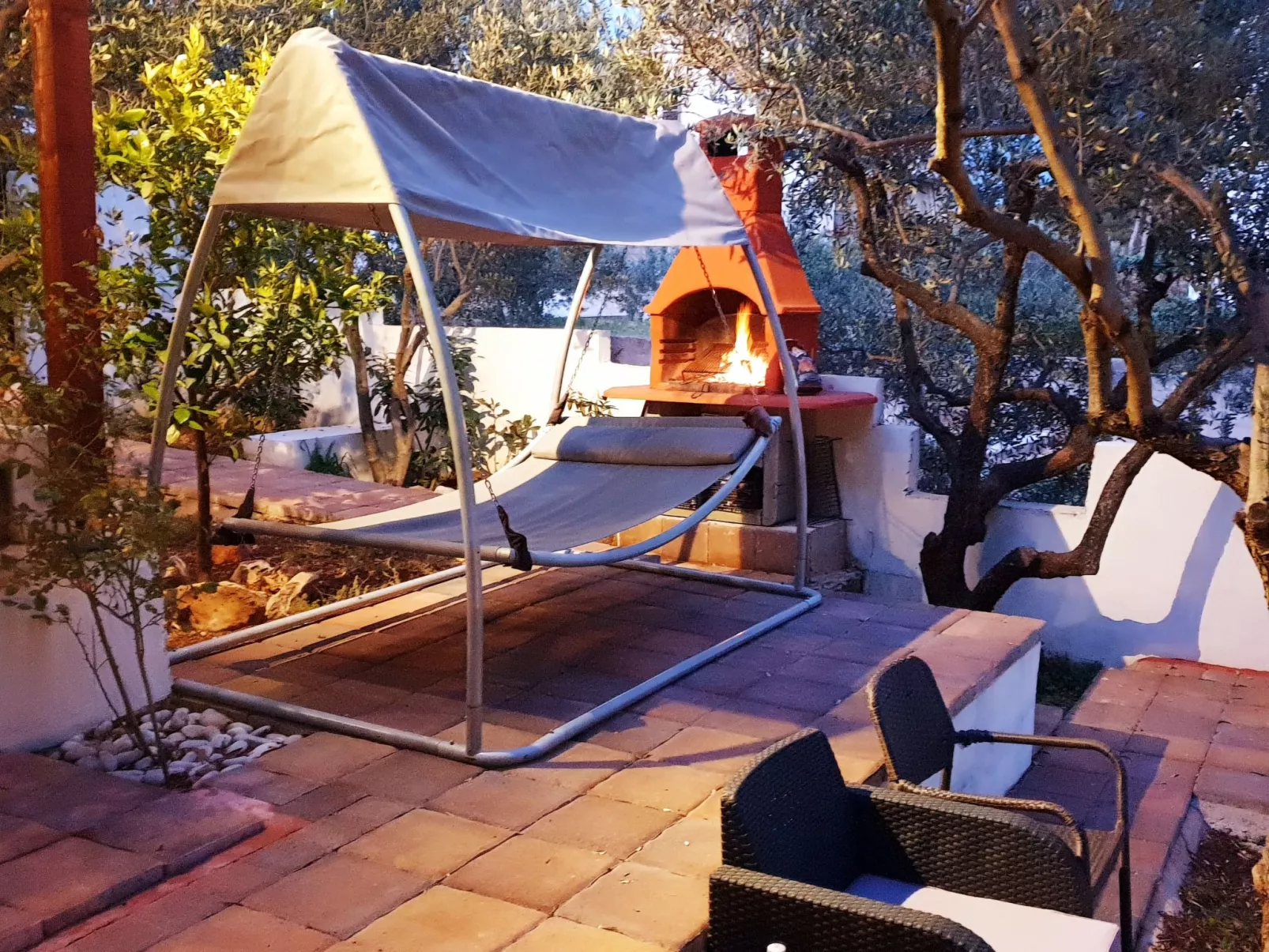 Geräumiges Ferienhaus mit Terrasse und Garten-Dedans