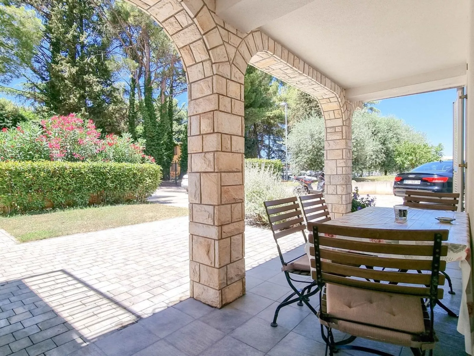 Für 4 Personen ca. 80 m&sup2; in Novigrad, Adriaküste Kroatien (Westküste von I-Draußen