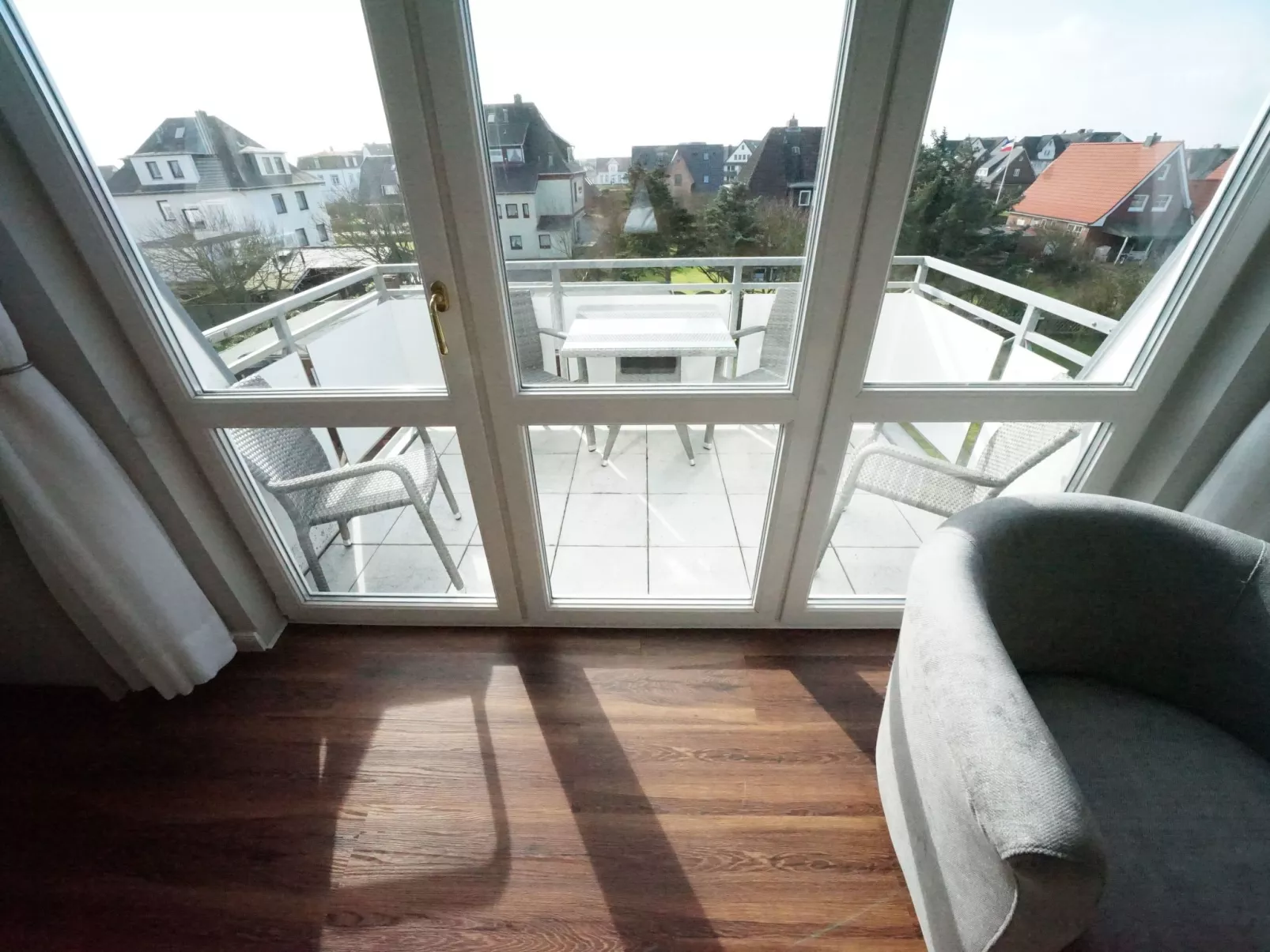 In Wenningstedt-Braderup (Sylt)-Drinnen