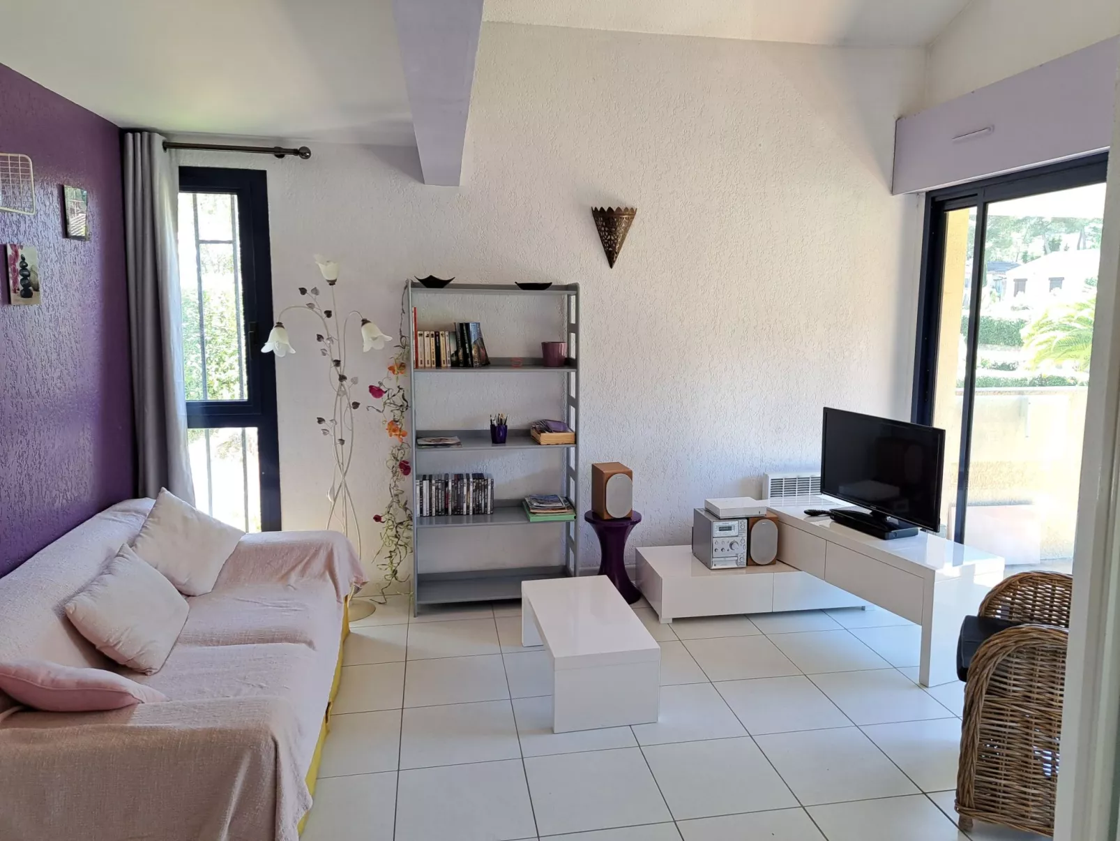 Aigues Marines-Inside