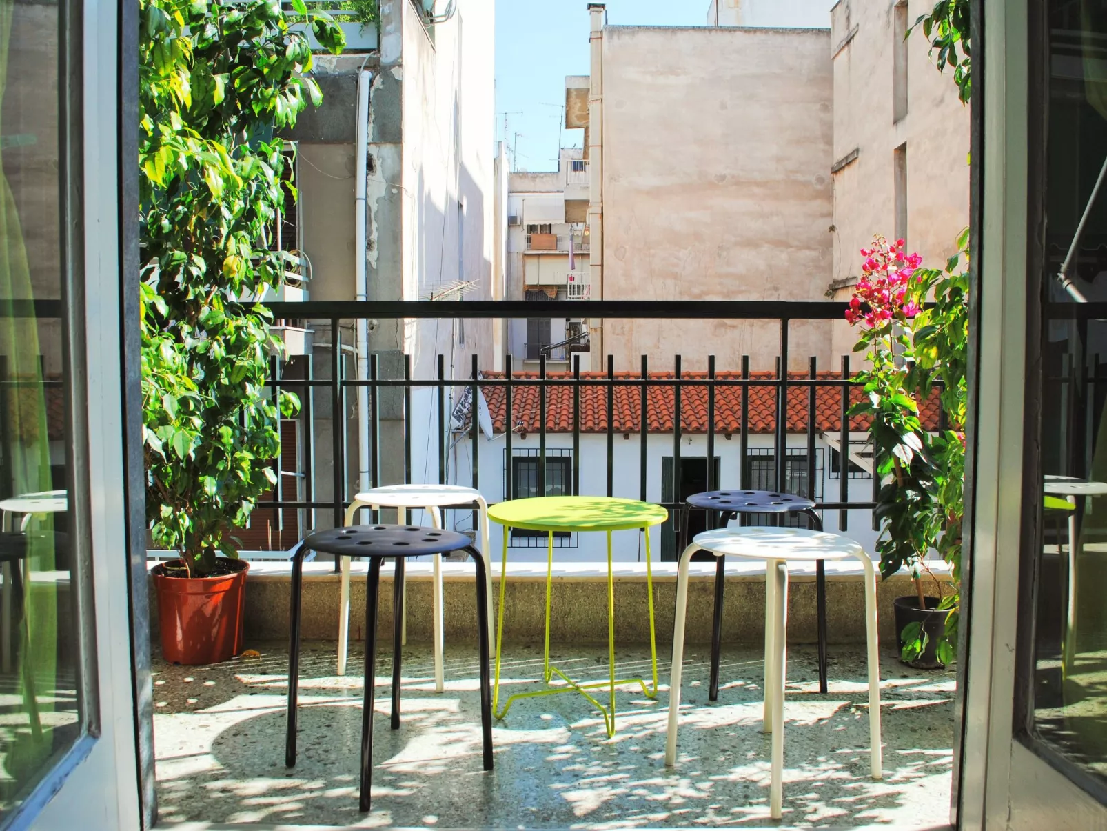 Athens SmArt 3-Room Apartment-Dedans