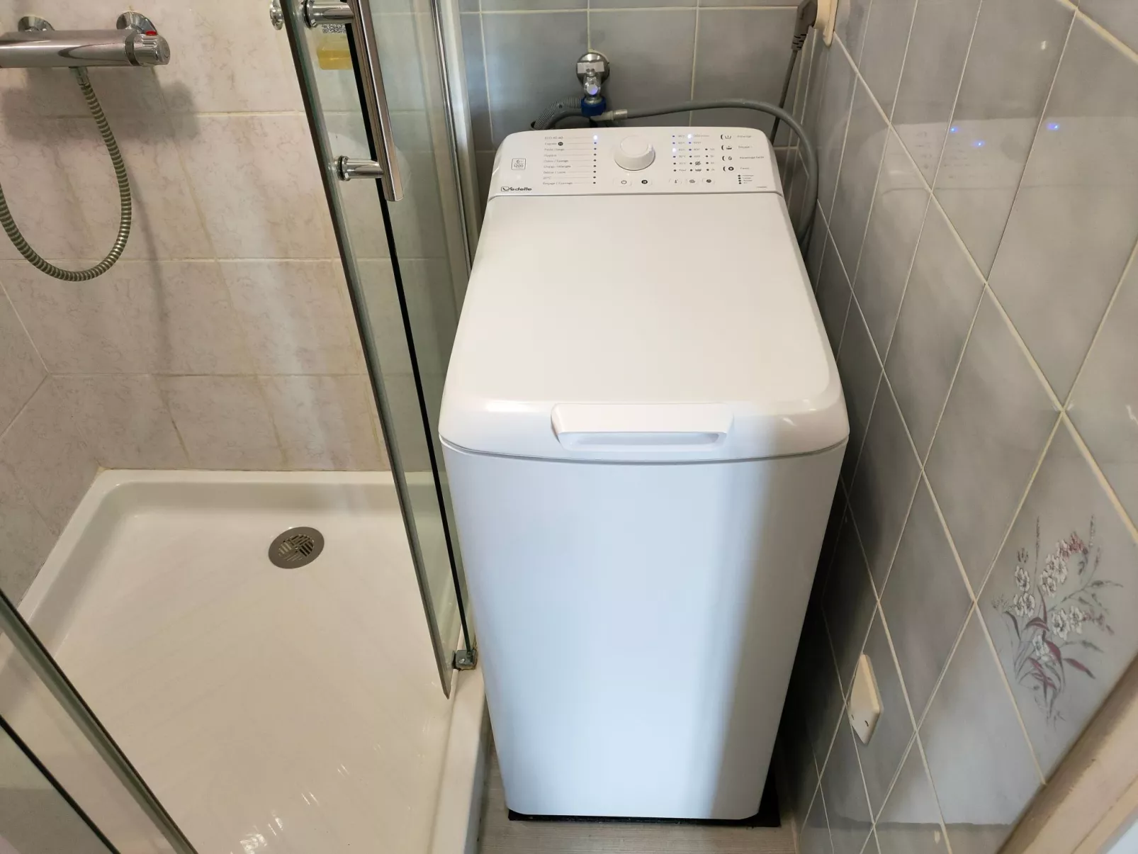 Gite Iris Montagnes du Jura mit Spa Sauna Fluss-Drinnen